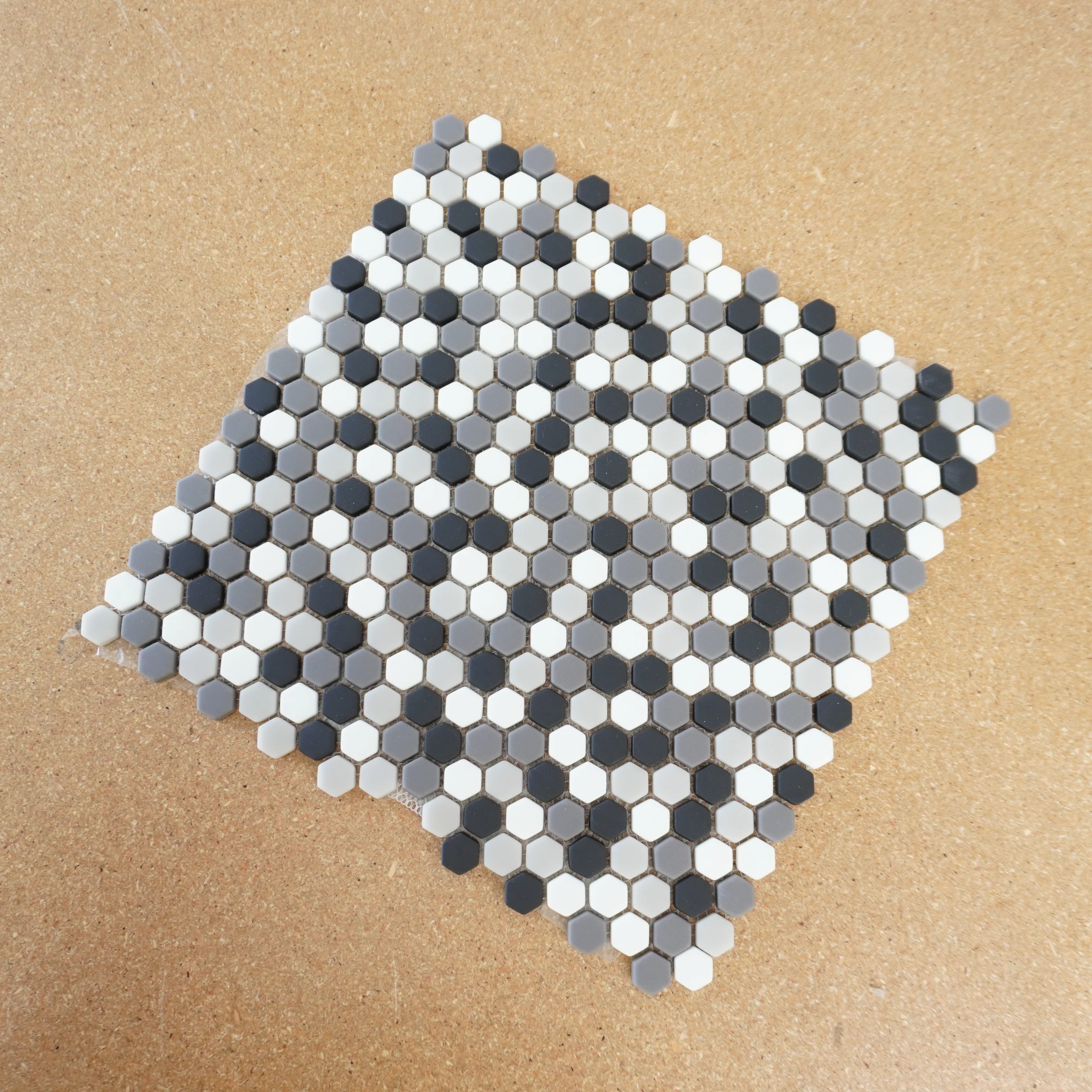 11x11-inch Hexagon Floor Tiles in Black & White - 10 sq. ft. (11 pcs) - Image 4