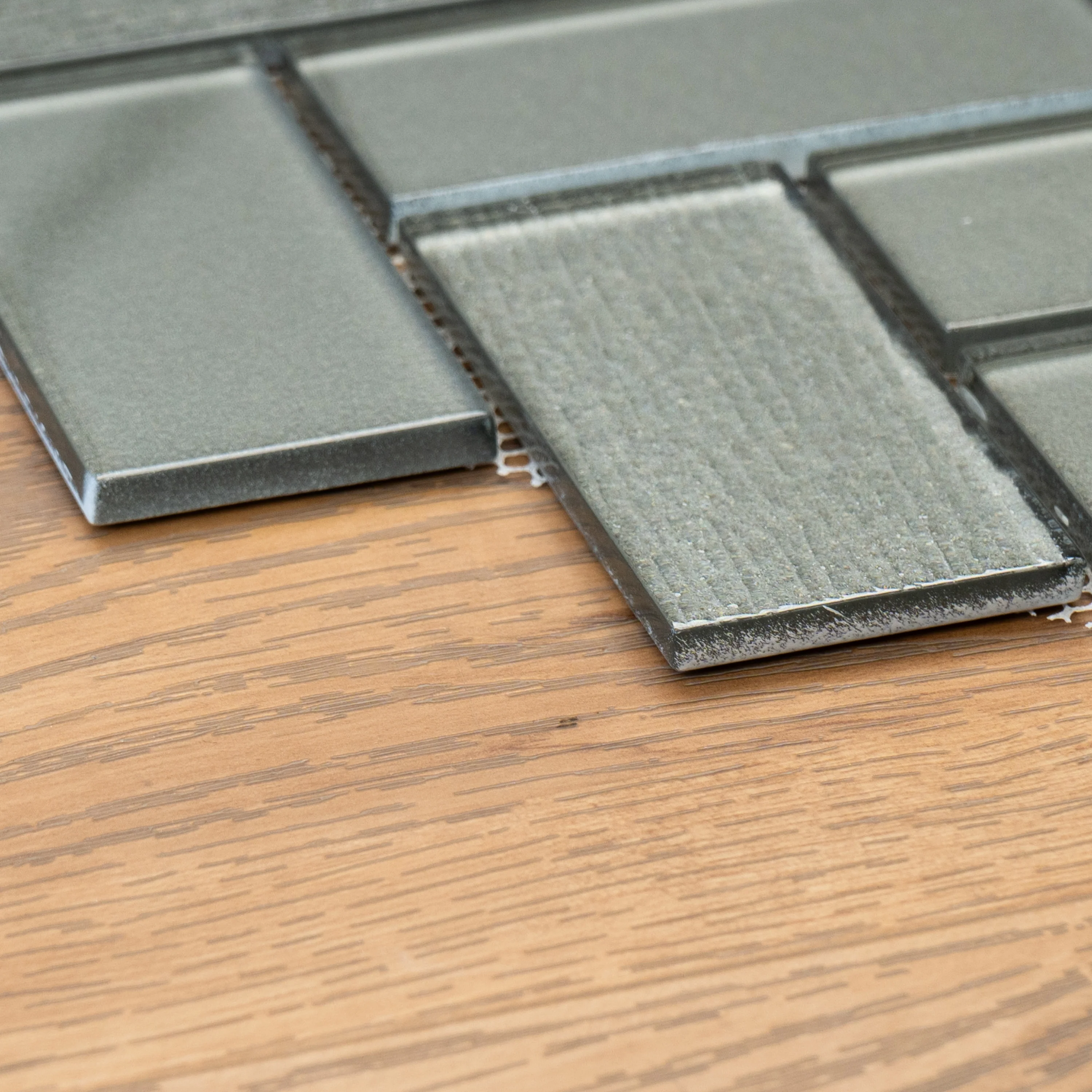 13 1/4"x 15" Mosaic Grey Tiles - 7.75 sq.ft. - Image 8