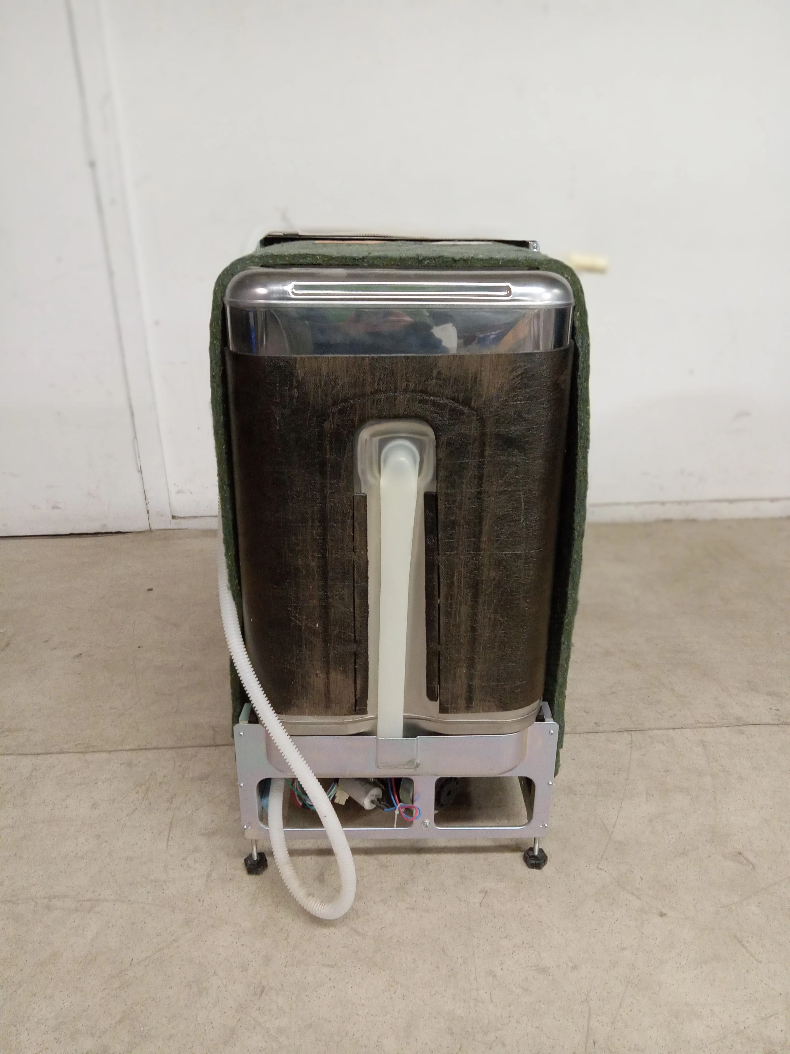 17.5" GE Mini-Dish Washer - Image 5