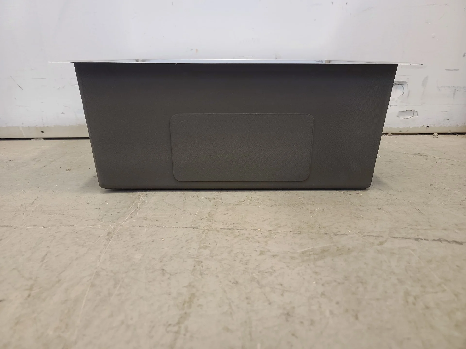 22" Stainless Steel Undermount Sink - Image 3
