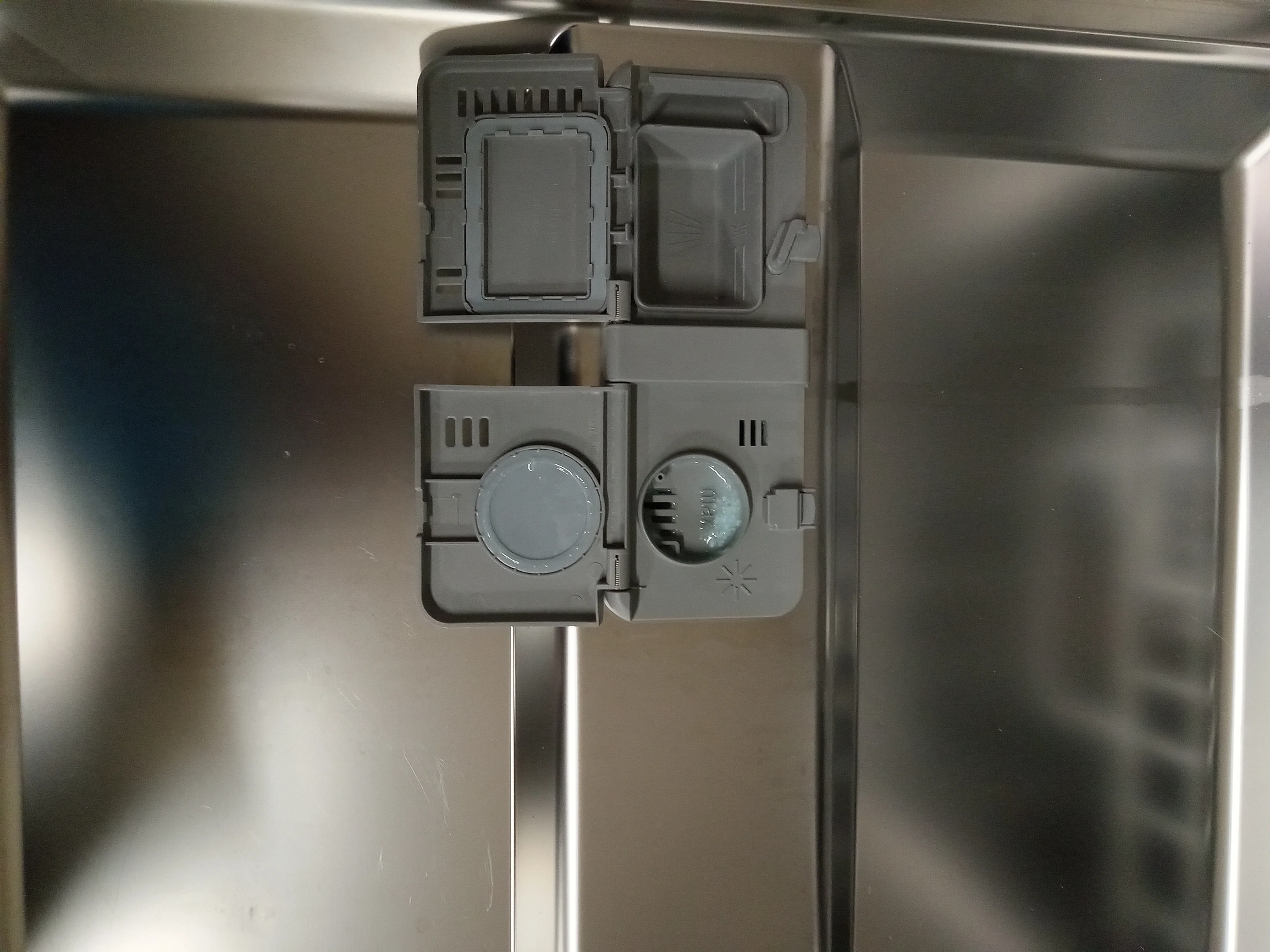 23.25"W General Electric Stainless Steel Dishwasher - Image 3