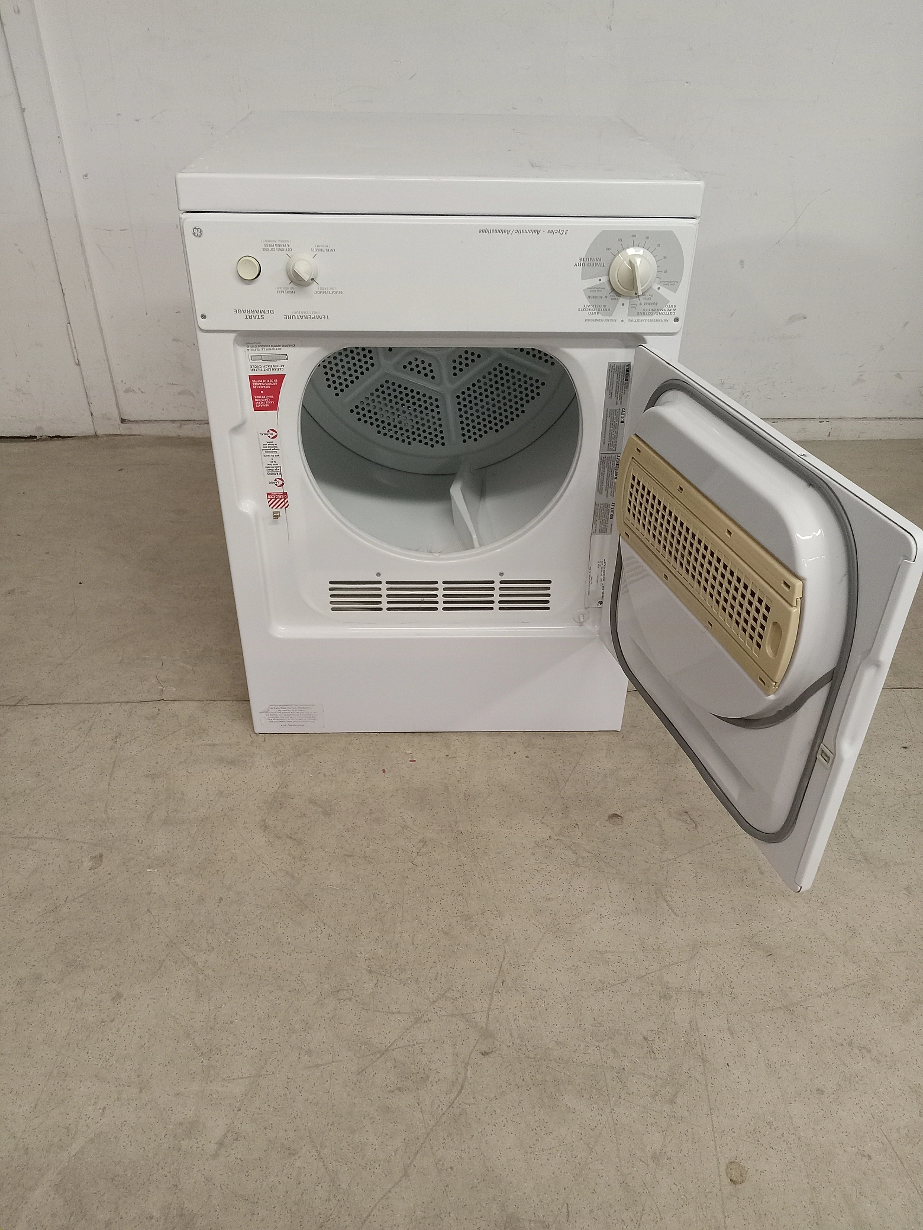 23.5"W White Stackable Clothes Dryer - Image 2