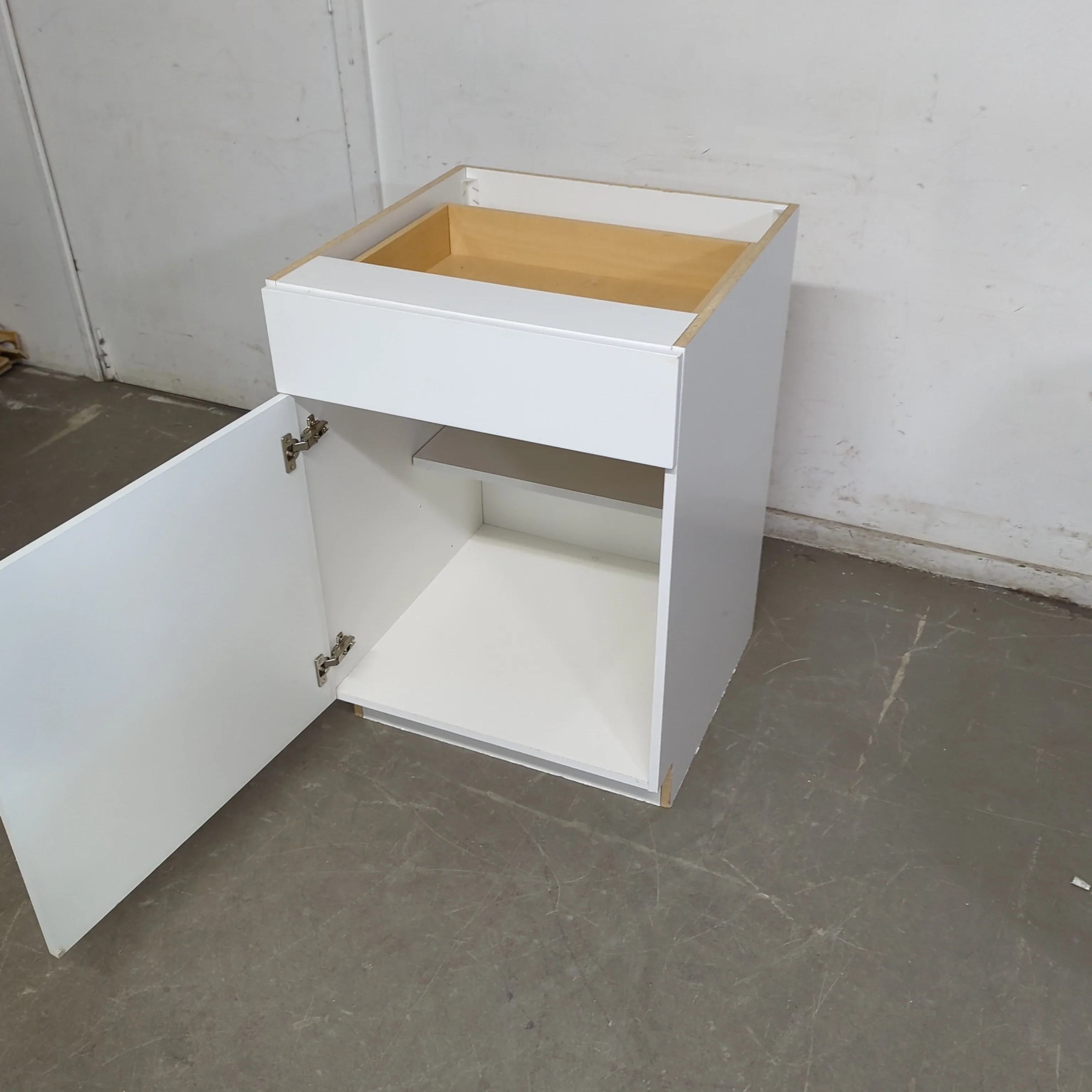24.5"W White Kitchen Cabinet - Image 5