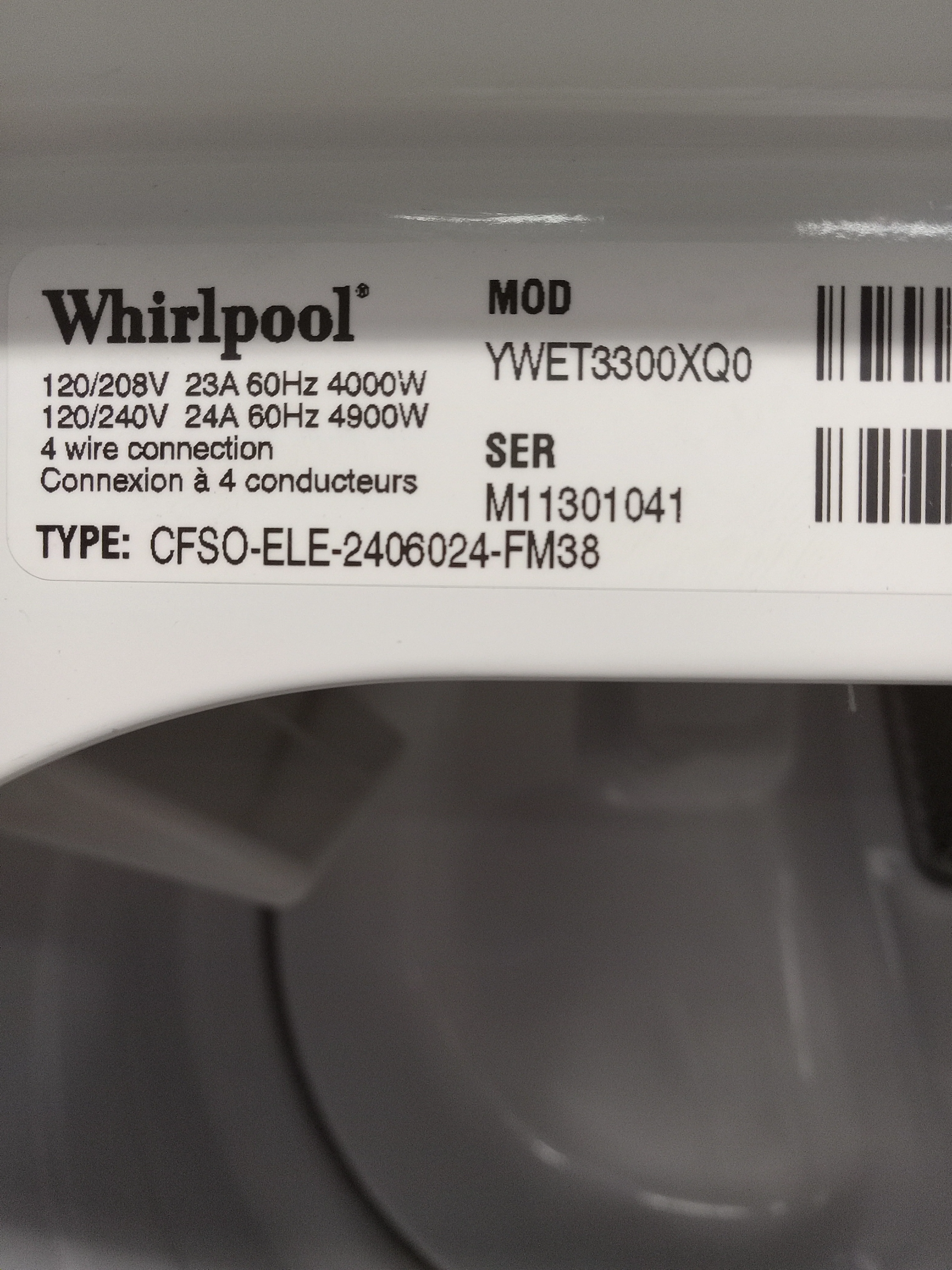 27.5" W Whirlpool Washer and Dryer Combo - Image 10