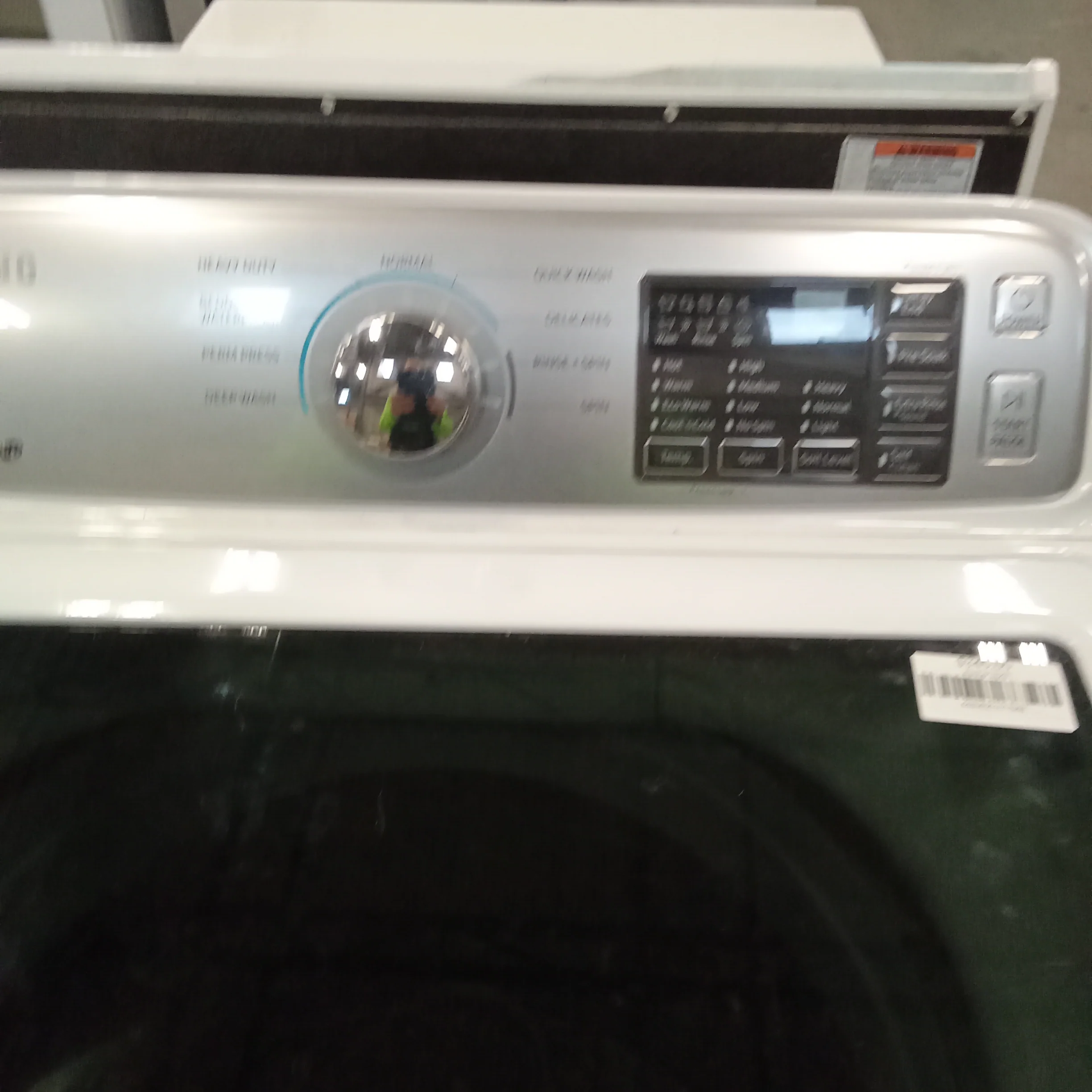 27"W Top Load Washer in White - Image 4