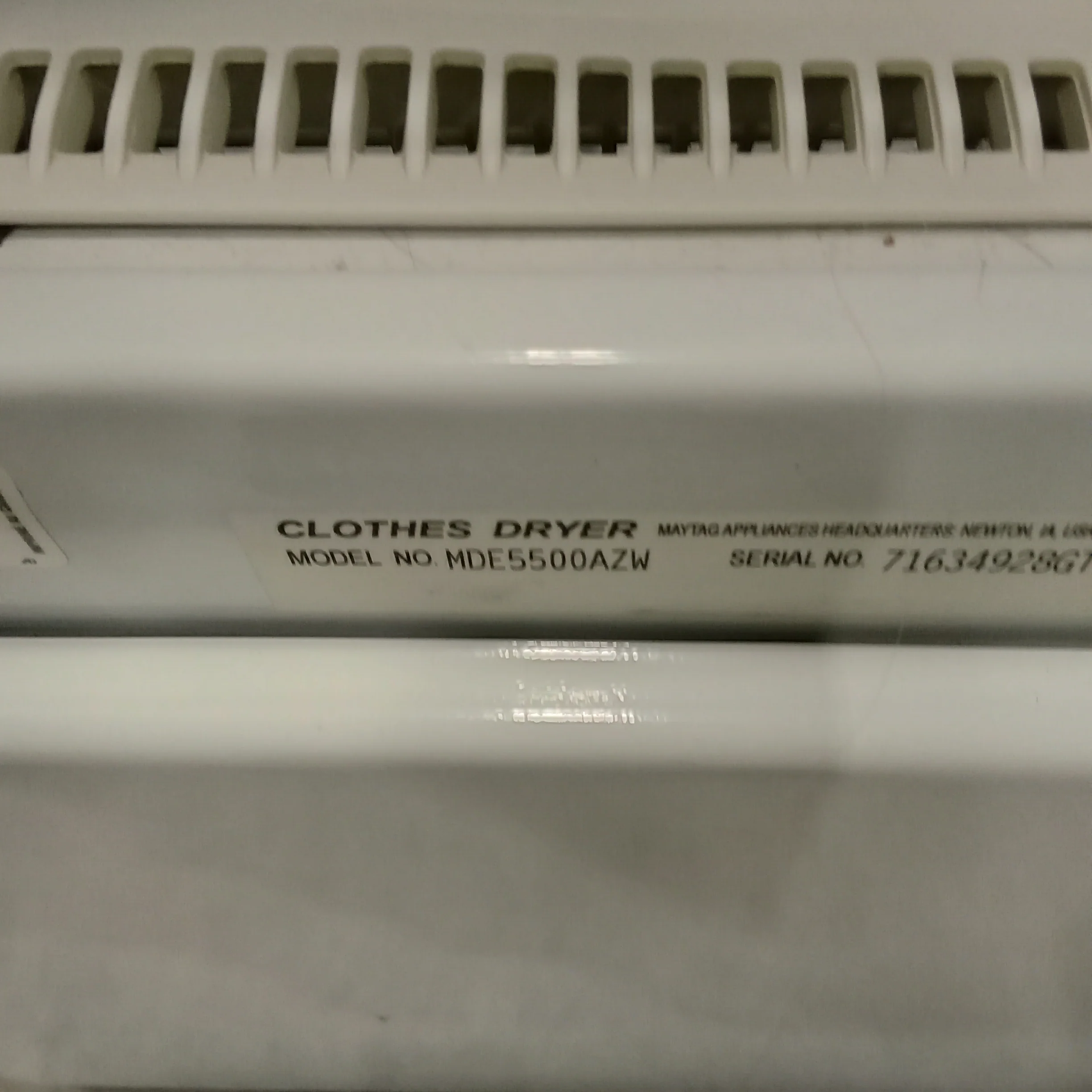 27"W White Front Load Electric Dryer - Image 5