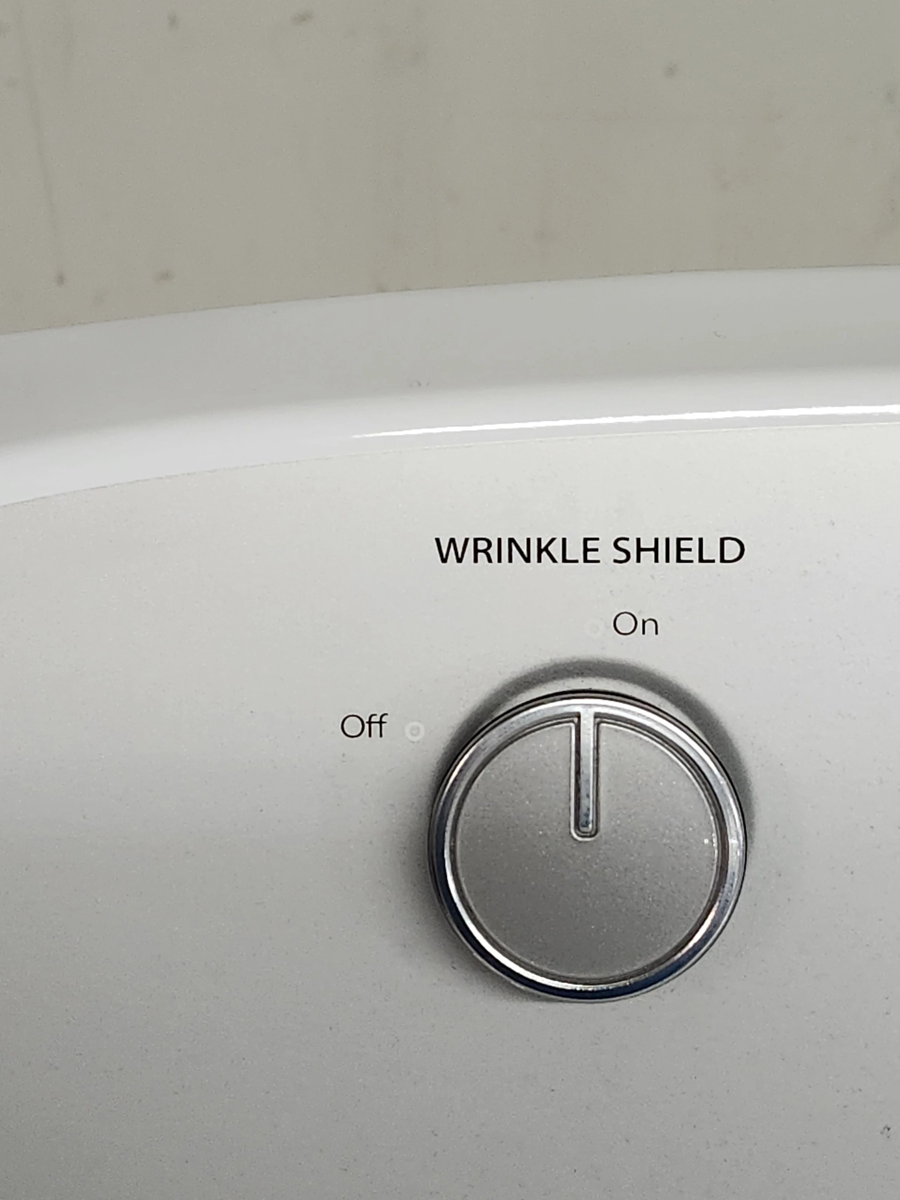 29.5"W Whirlpool Electric Dryer - Image 10