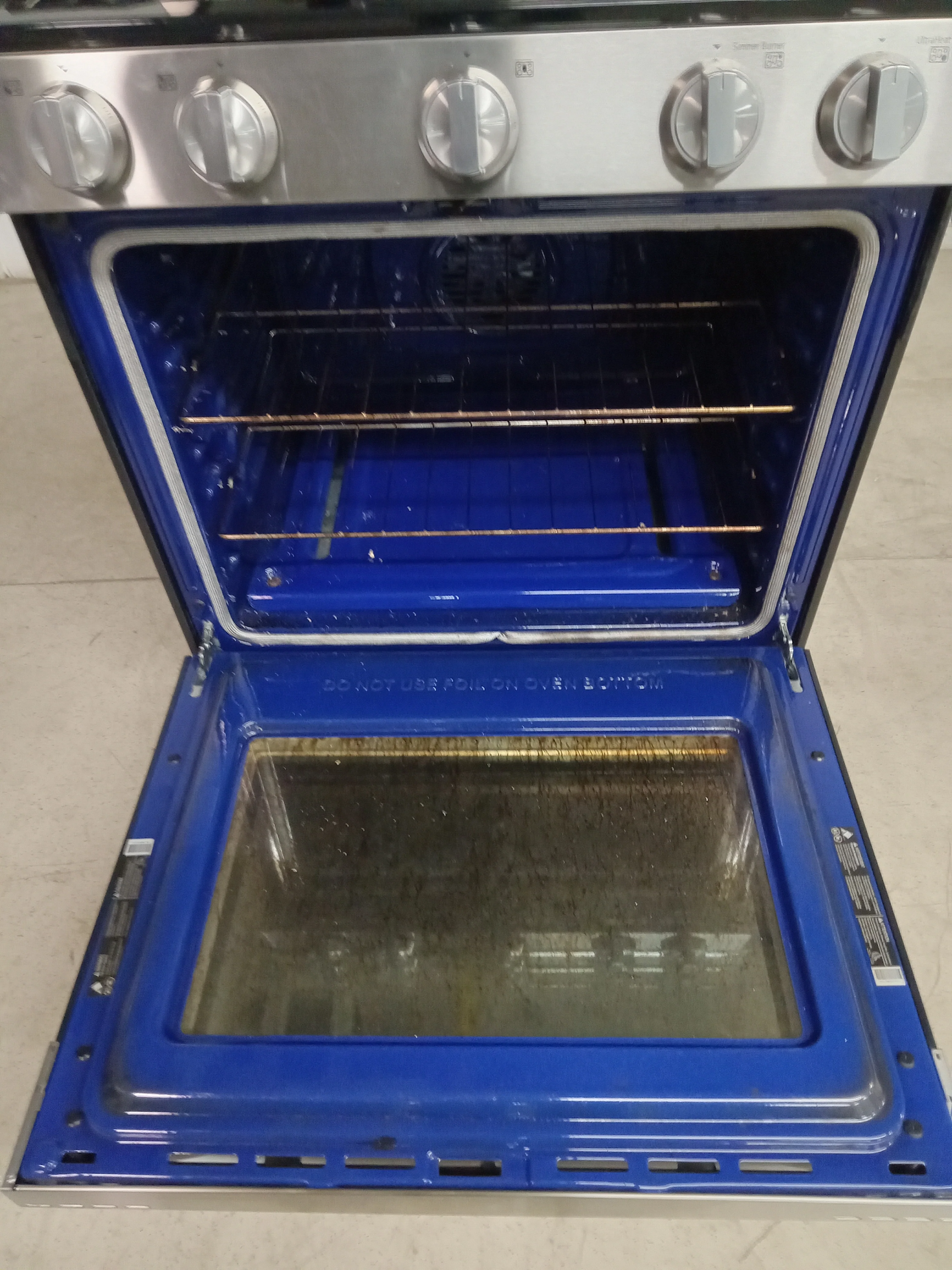 29" LG  Stainless Steel Gas Stove - Image 3