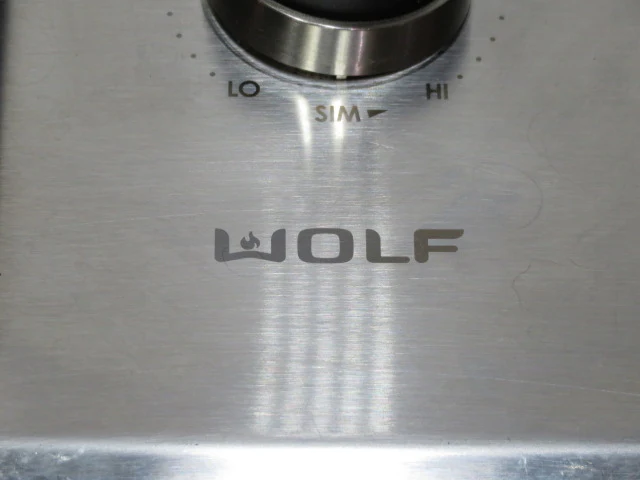 30" Wolf Stainless Steel Gas Cooktop - Image 5