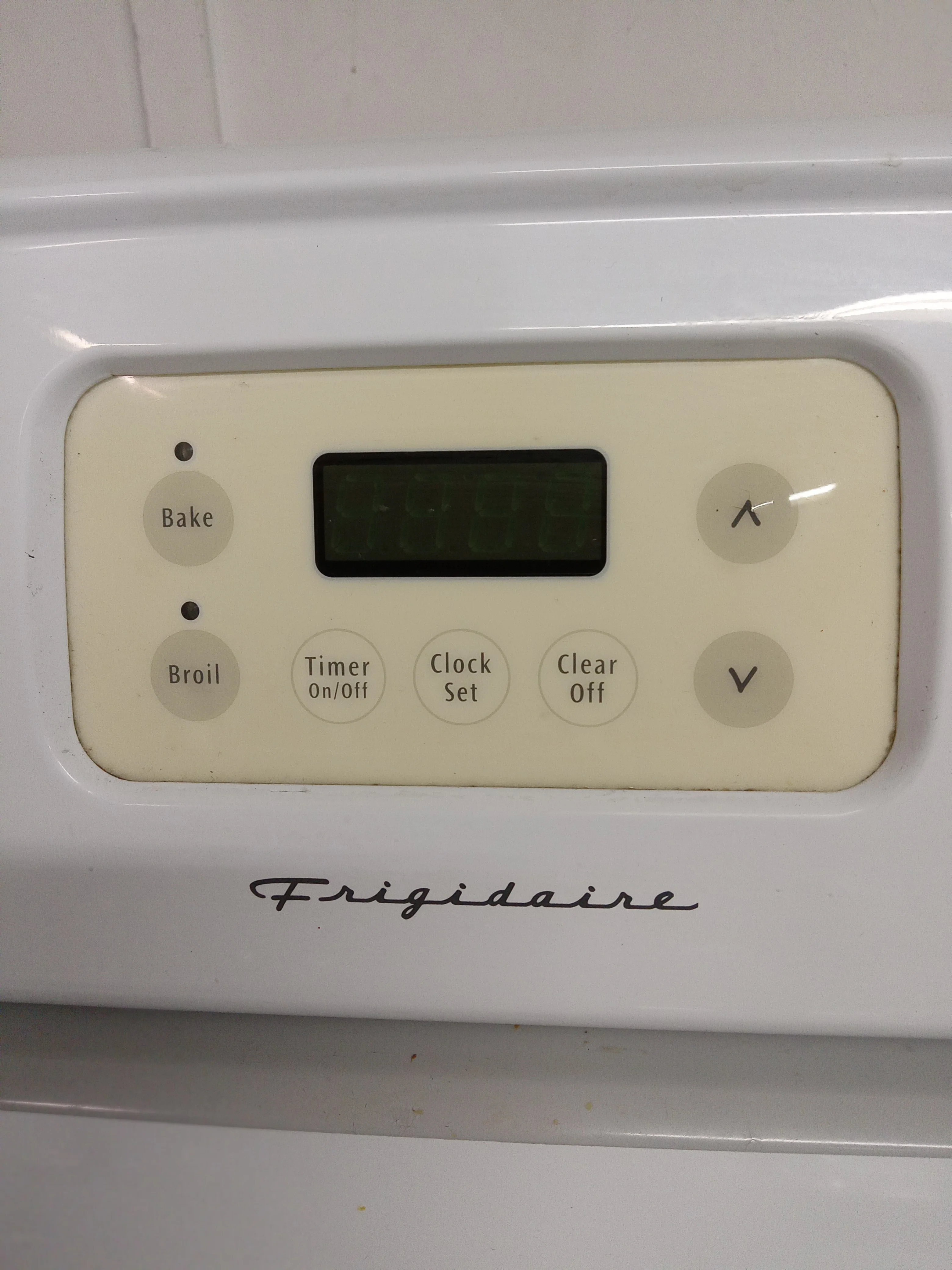 30"W Frigidaire Gas Stove - Image 4