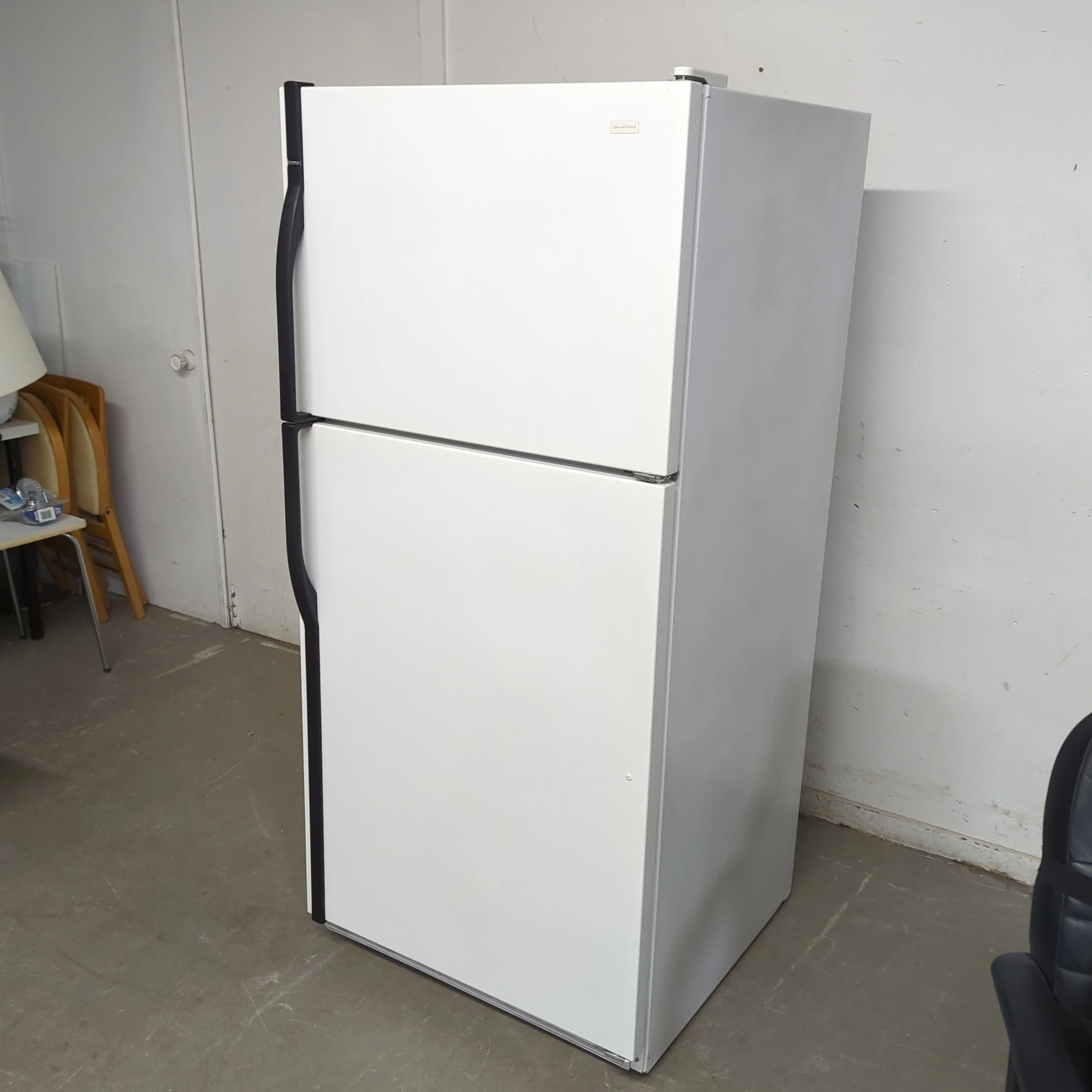 30"W White Kenmore Fridge - Image 6
