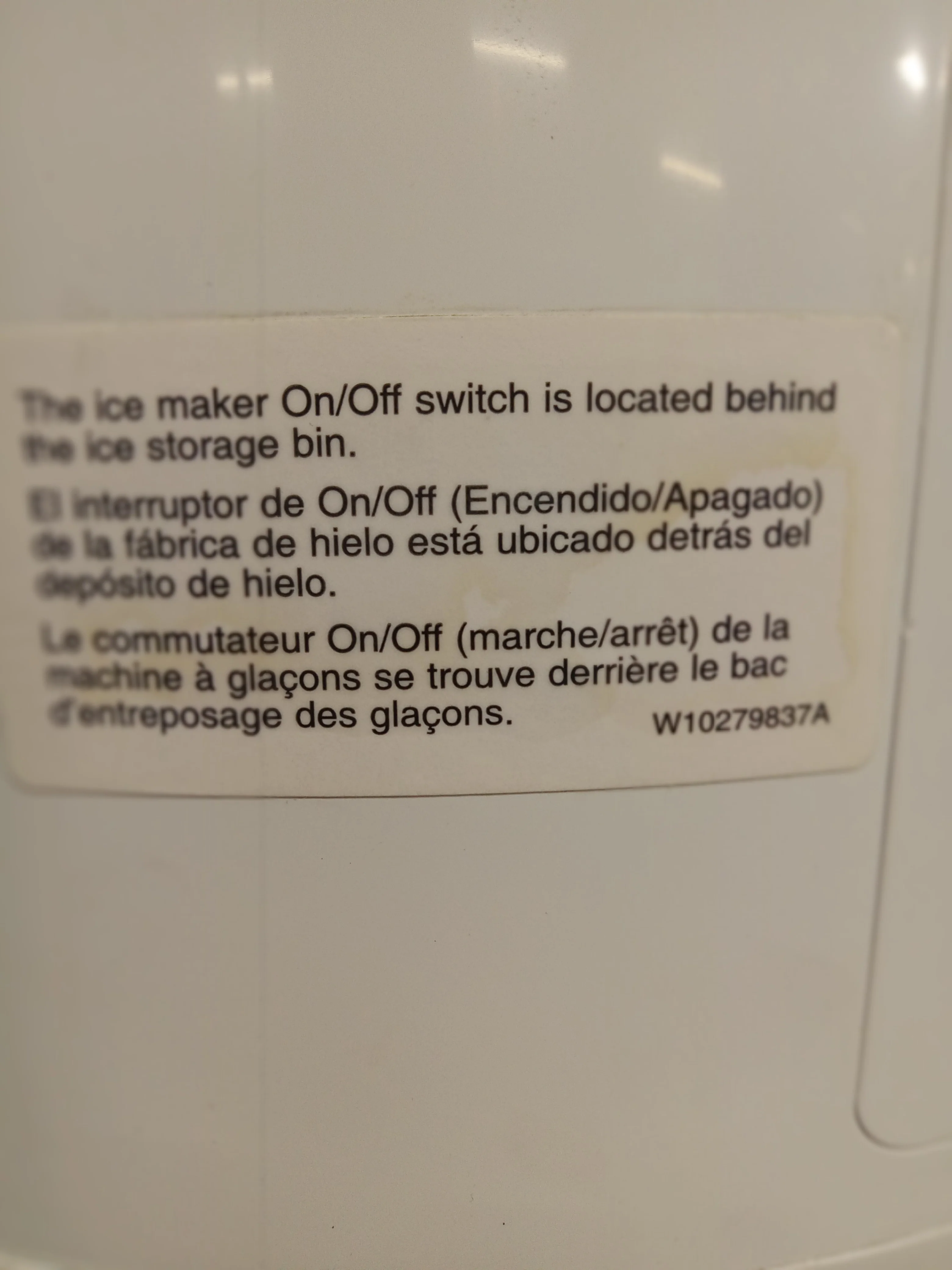 35" W Whirlpool Fridge - Image 8