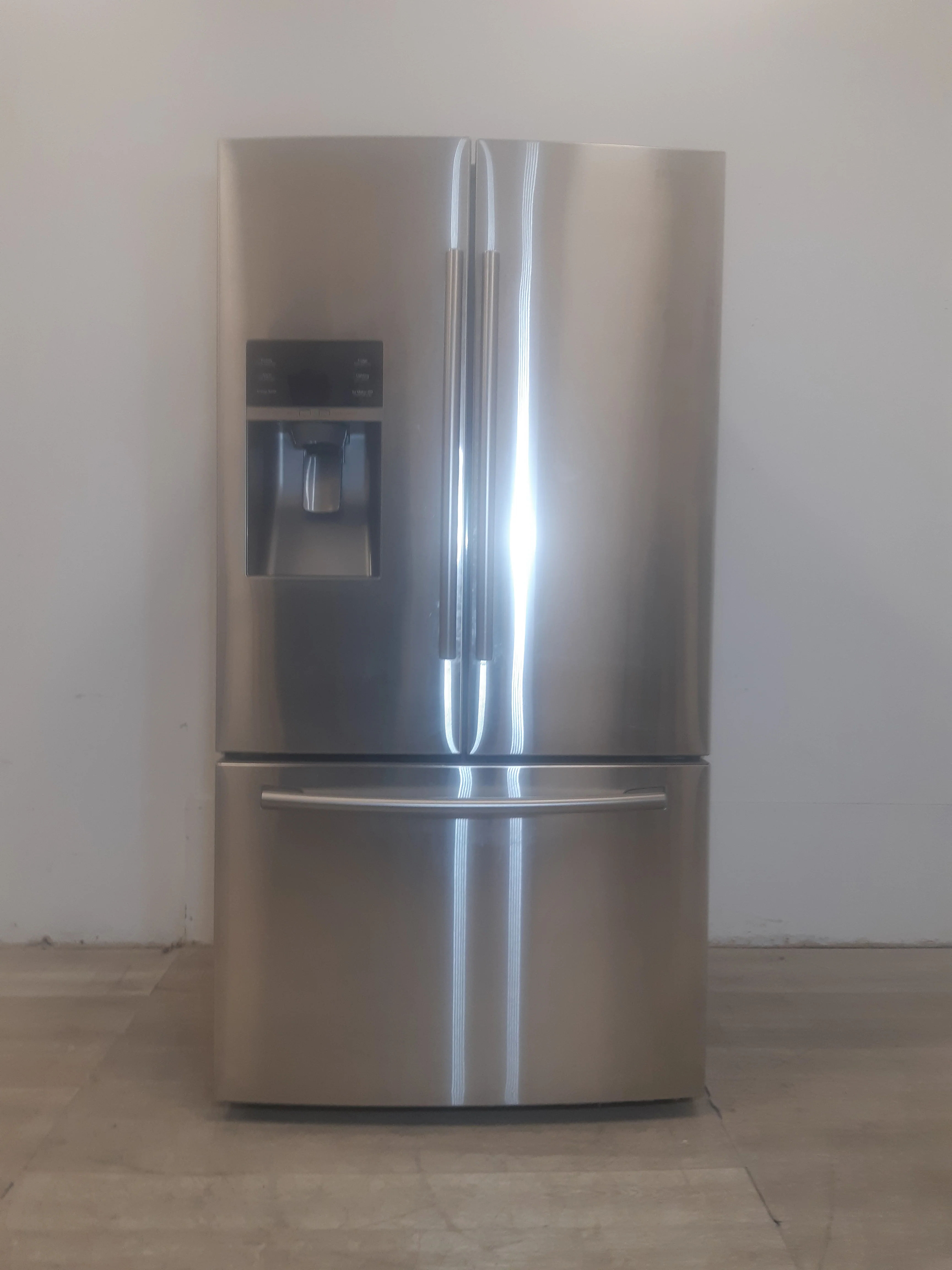 36" Samsung Stainless Stain Electric Refrigerator