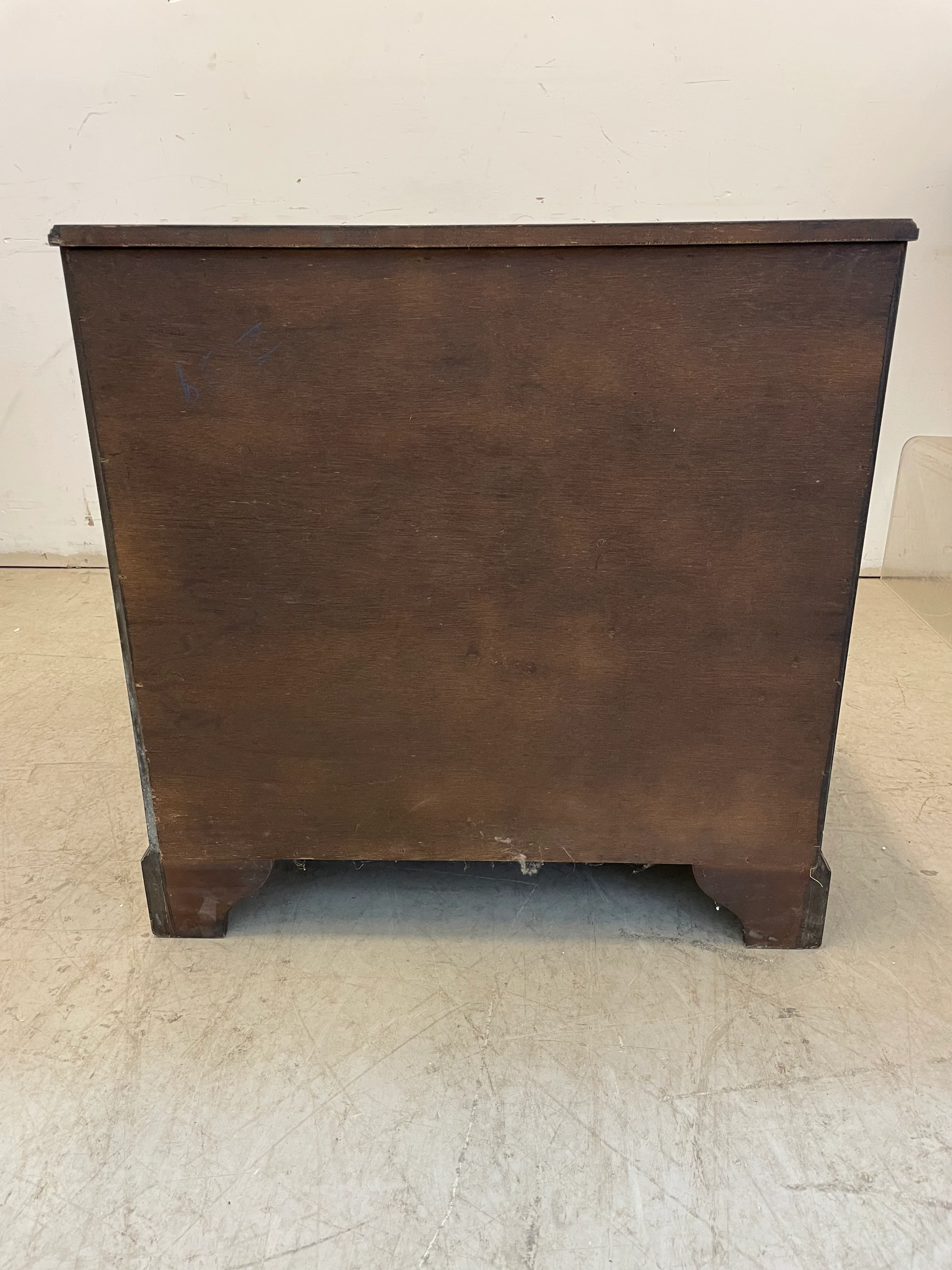 4-drawer Dresser - Image 4