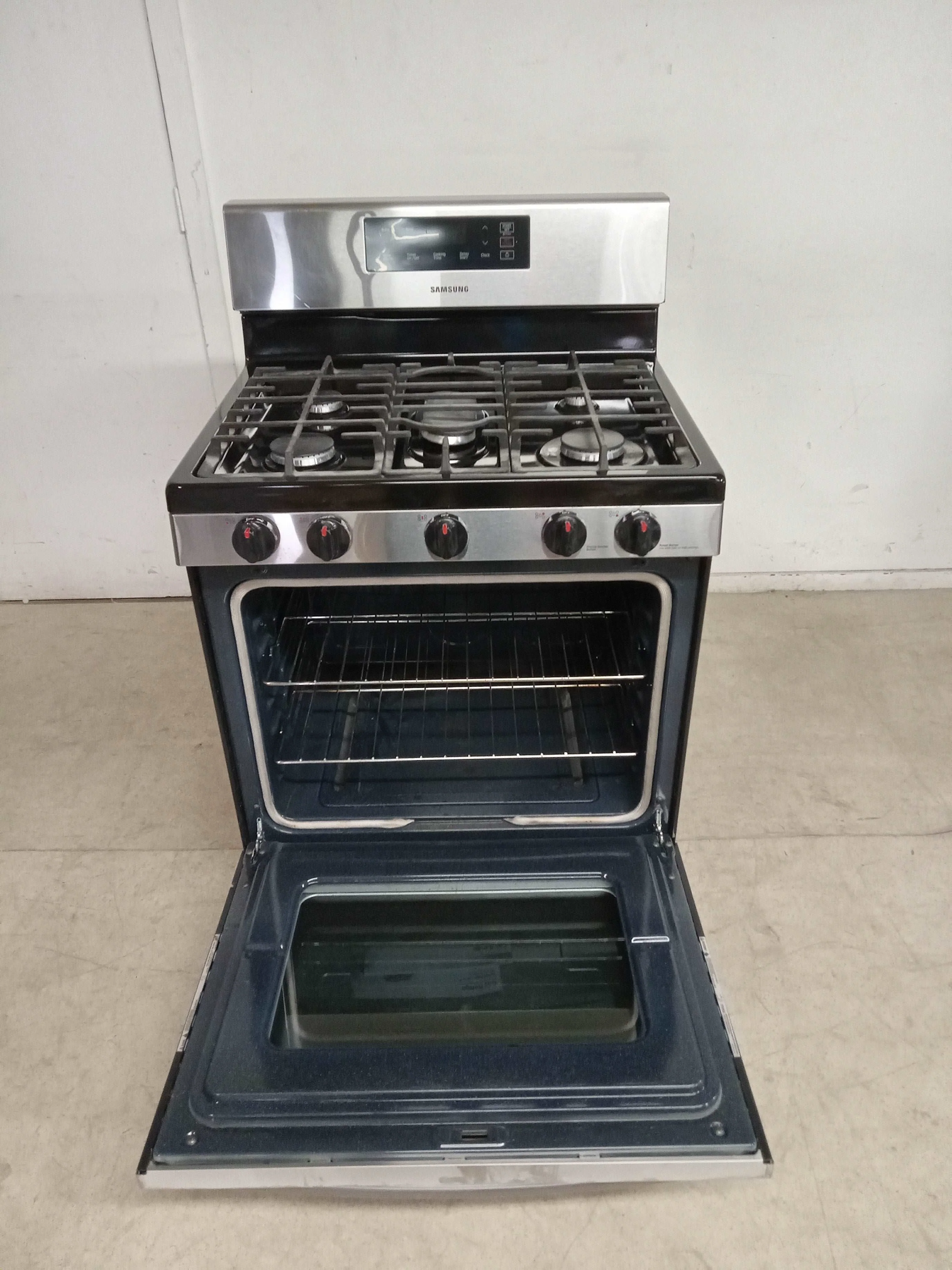 40"W Samsung Stainless Steel Gas Range - Image 2