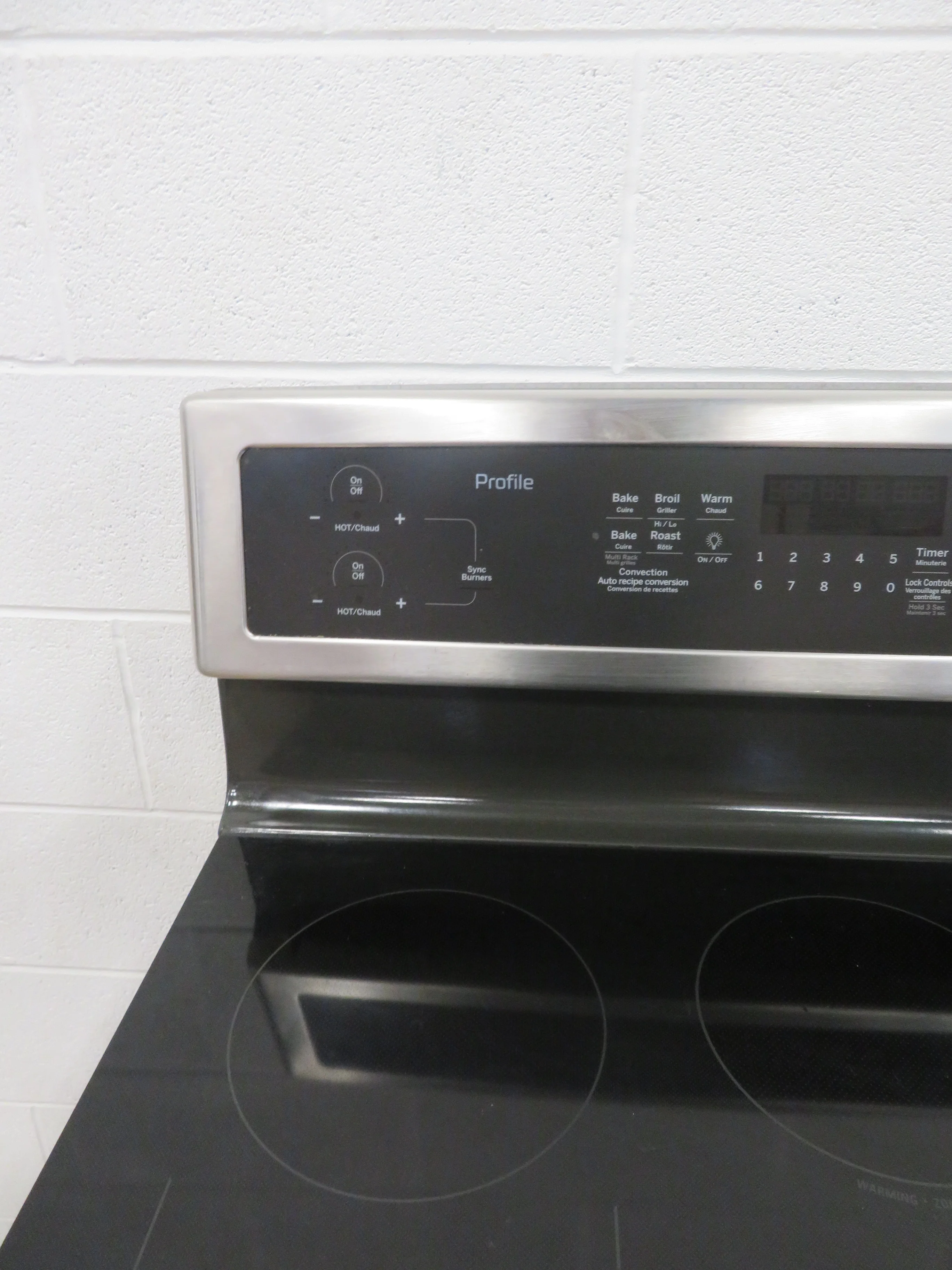 5-Burner Flat Top Electric Stove - Stainless - Image 5