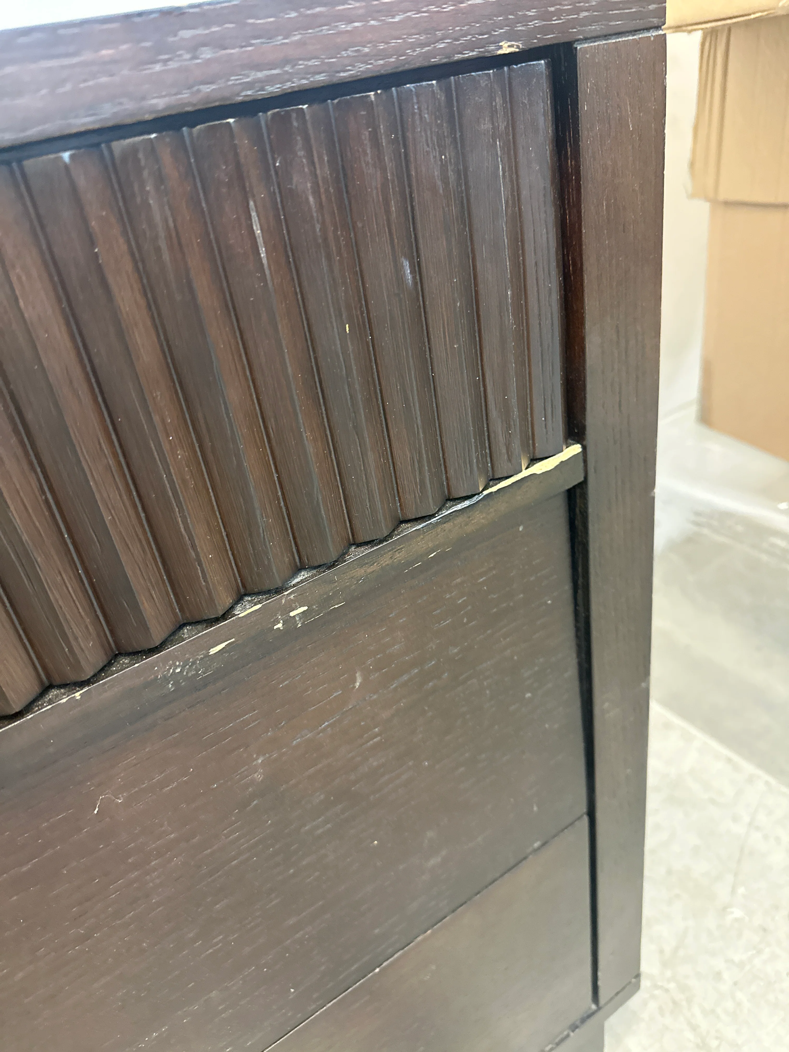 6-Drawer Dark Brown Dresser - Image 4