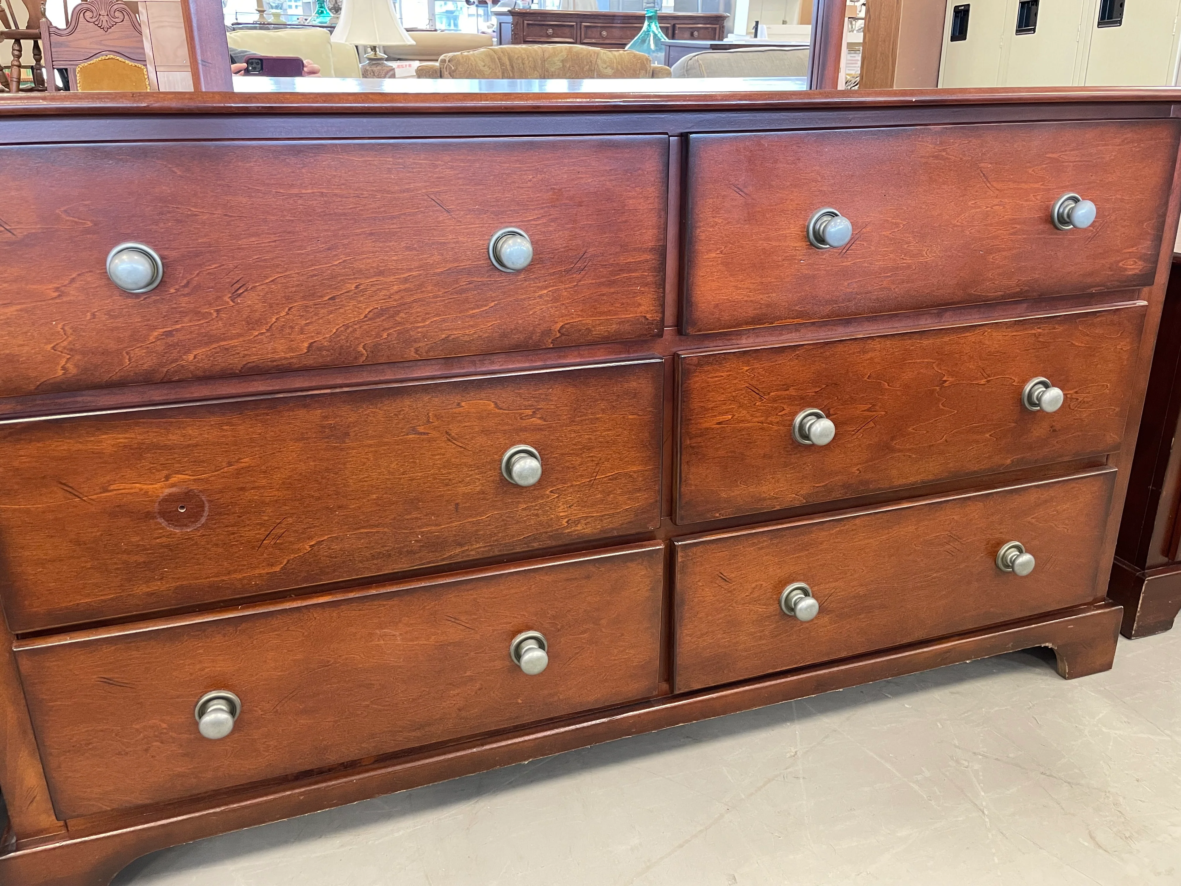 6-drawer Dresser with Attached Mirror (Round Pulls) - Image 8
