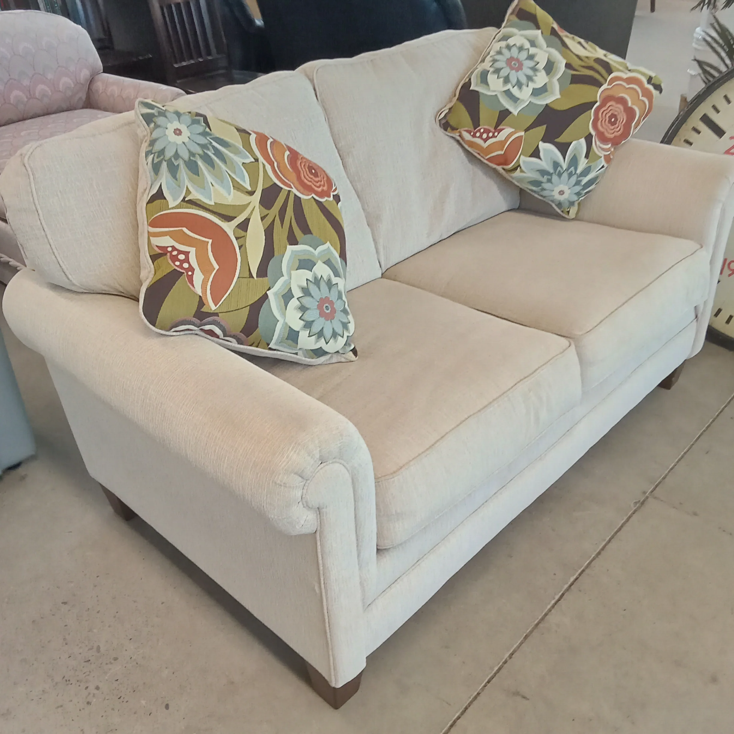 65"W Love Seat with Accent Cushions - Image 2