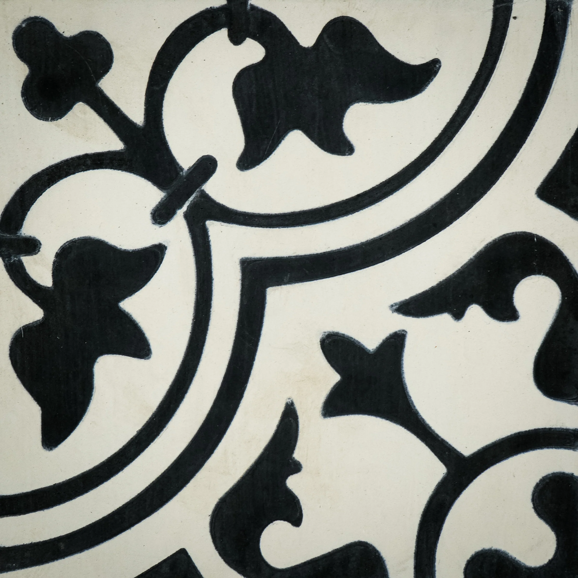 8" x 8" Patterned C-48 White/Black Stone Tiles  7 sq. ft. (16 per box) - Image 7