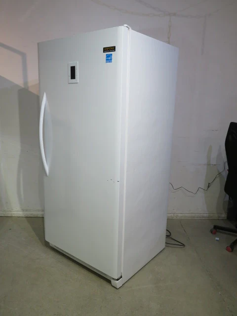 ANFCNA White Upright Freezer - Image 6