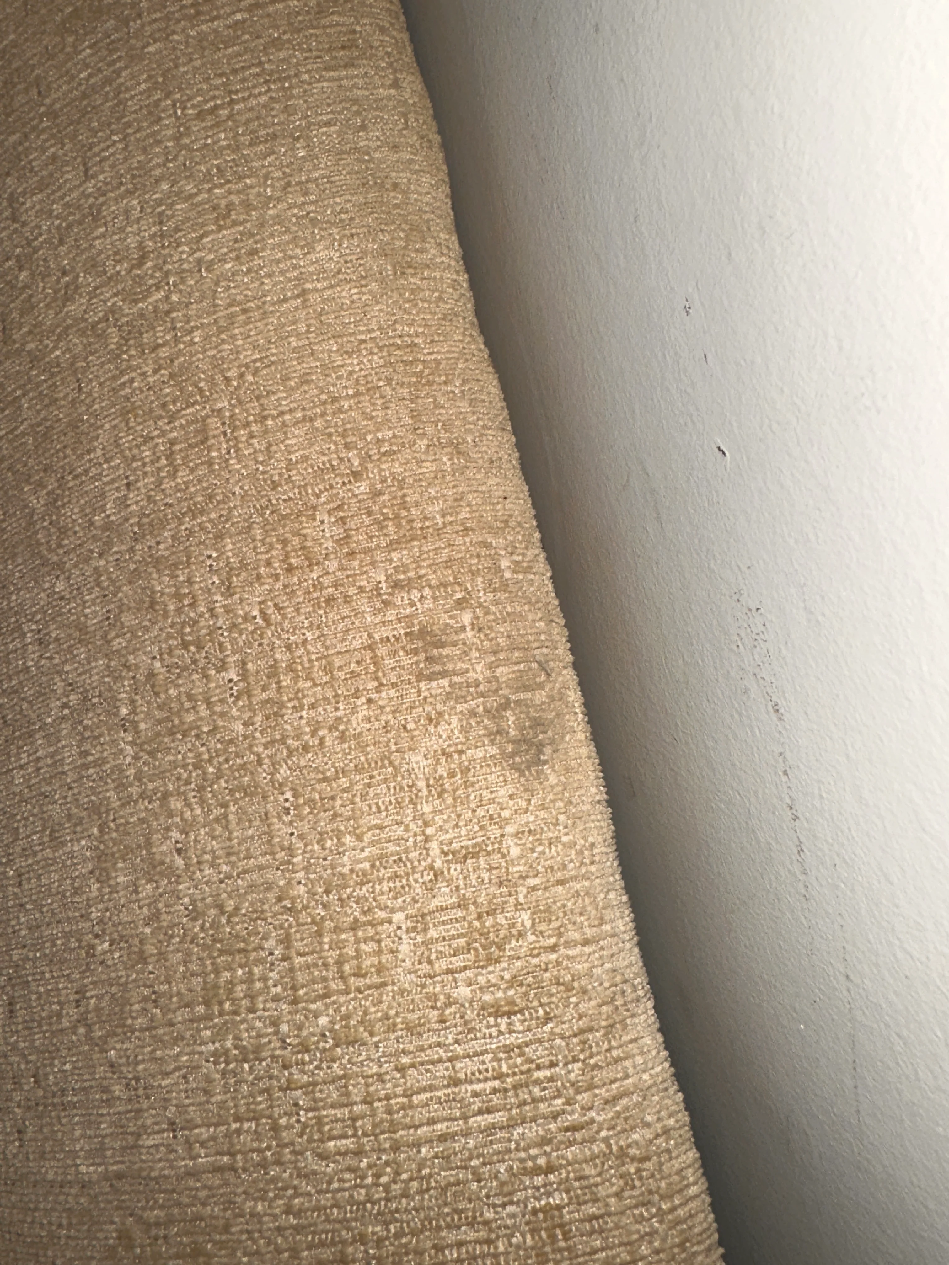 Beige sofa - Image 6