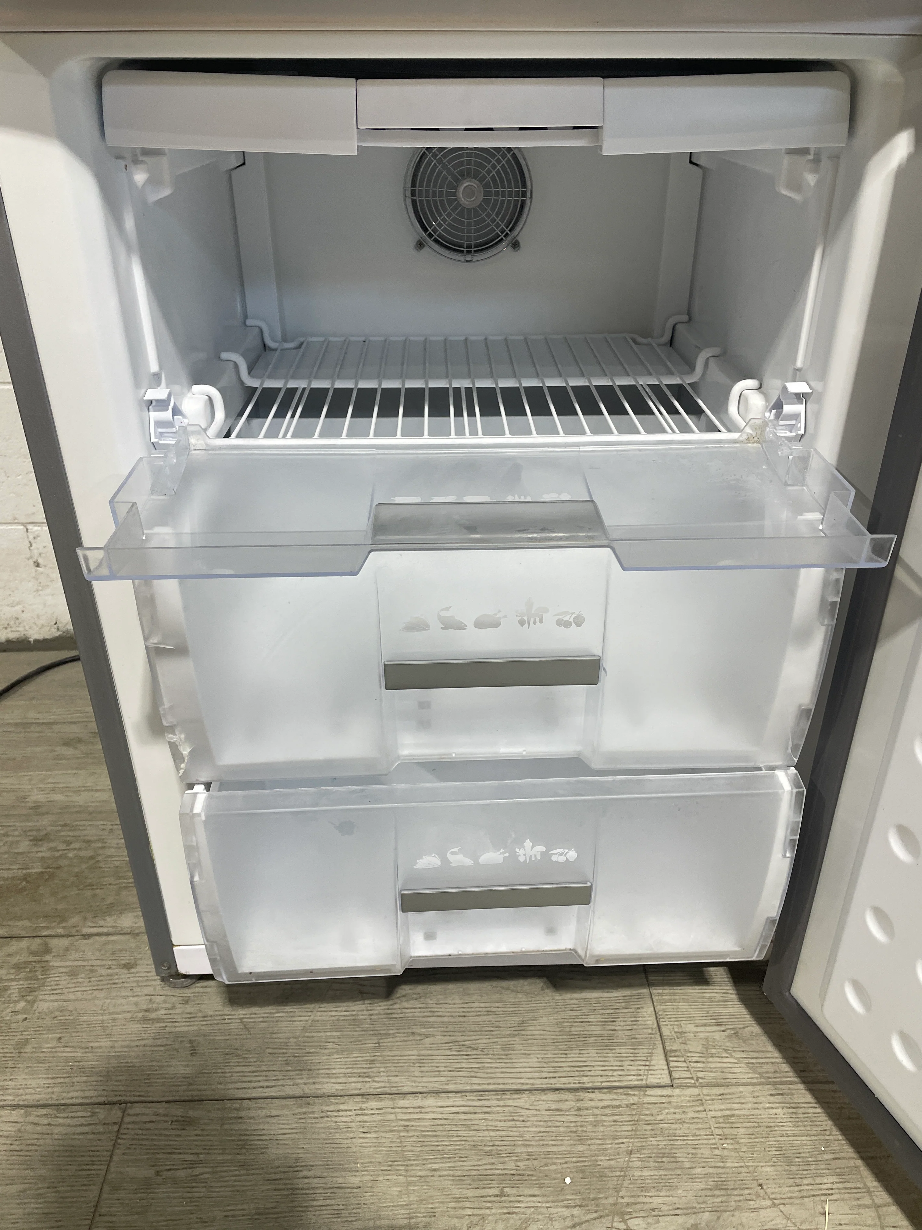 Blomberg 24" Refrigerator in Stainless Steel - Image 6