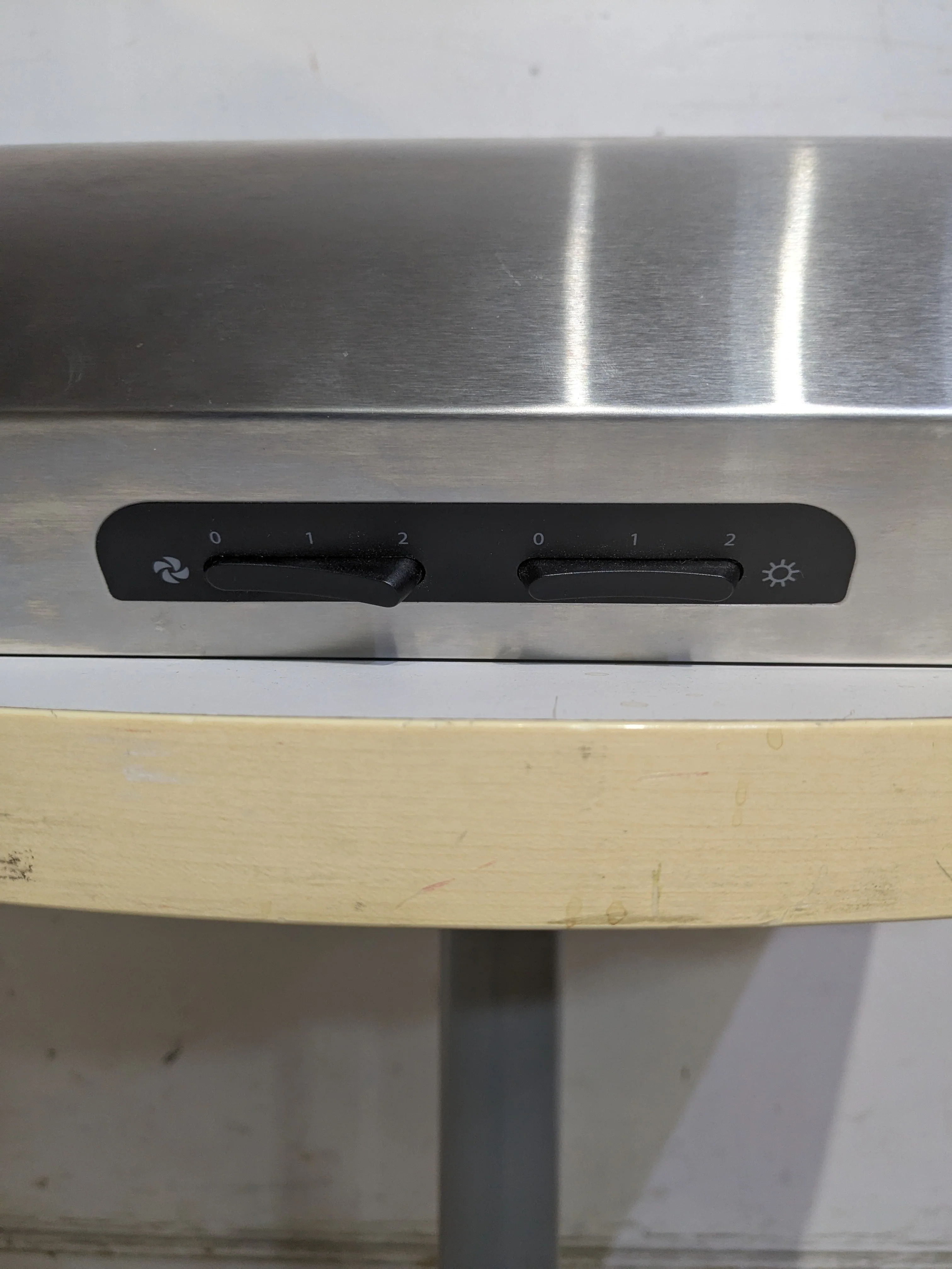 BROAN Range Hood Mo. QP130SSC - Image 4