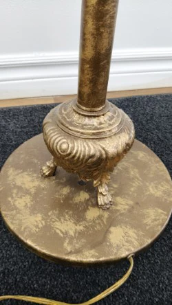 Classic Floor Lamp - Image 3