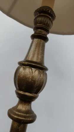 Classic Floor Lamp - Image 4