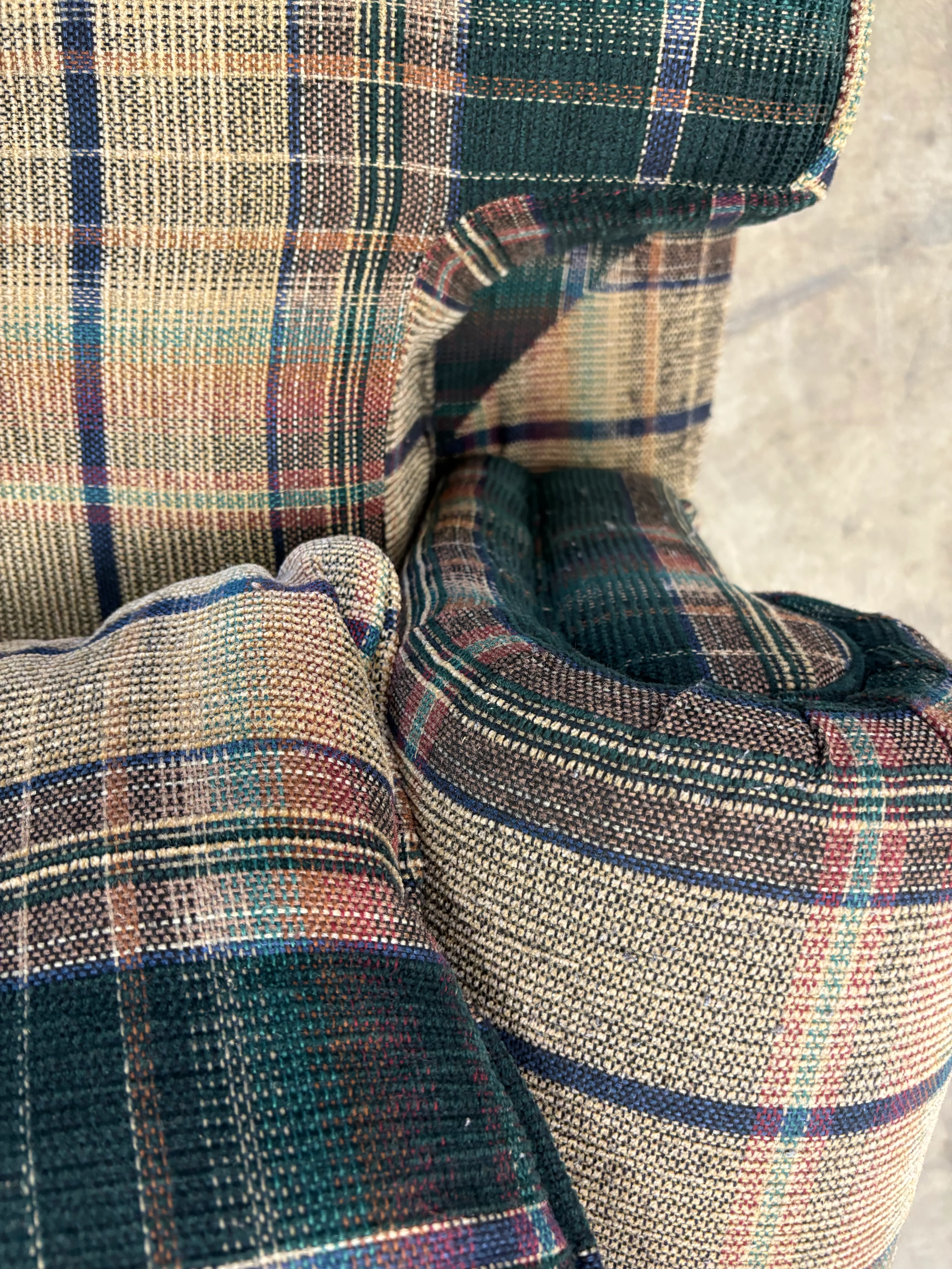 Classic Green and Tan Plaid Upholstered Loveseat Sofa - Image 4