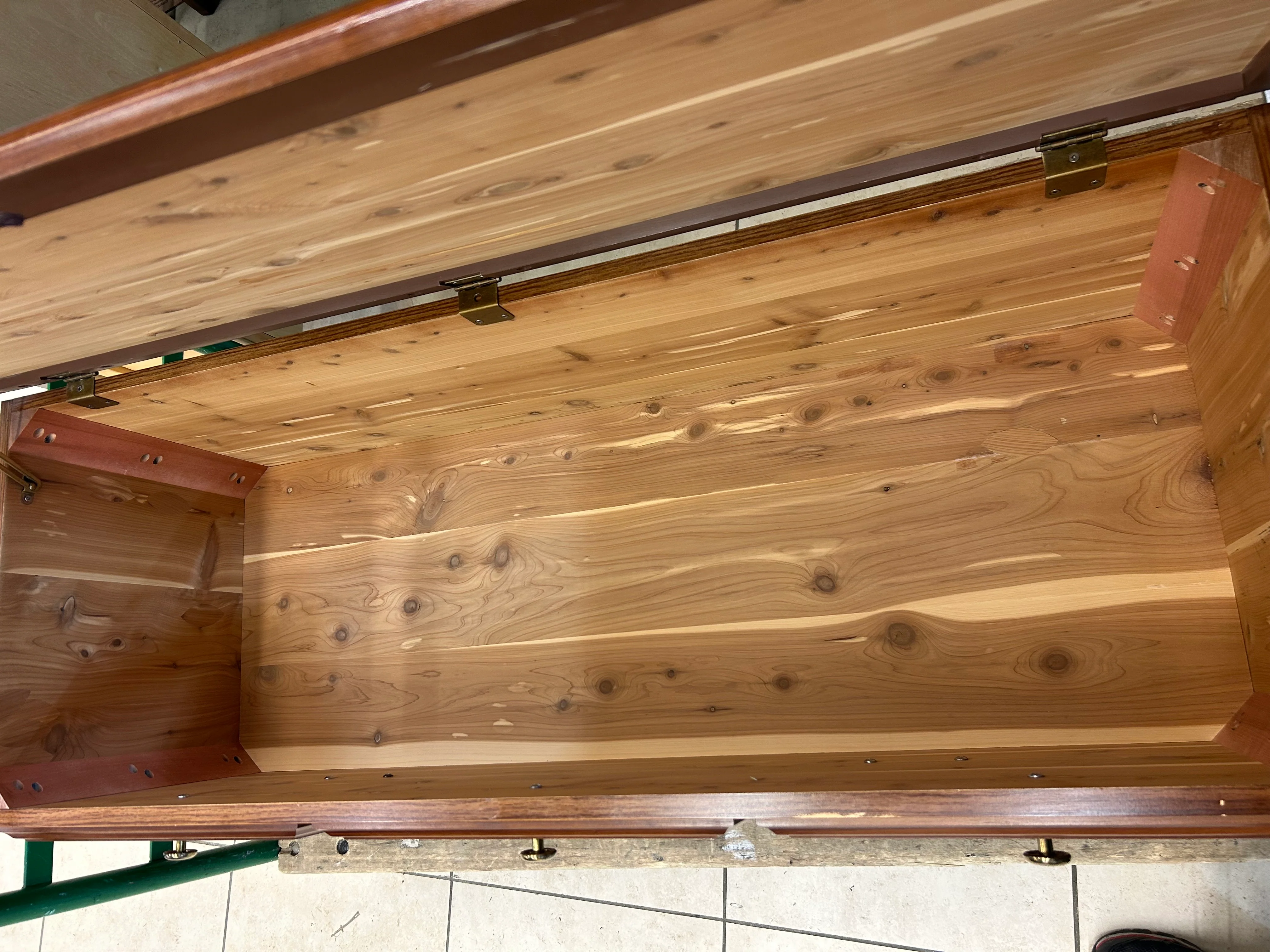 Coffre Cedar Chest - Image 3