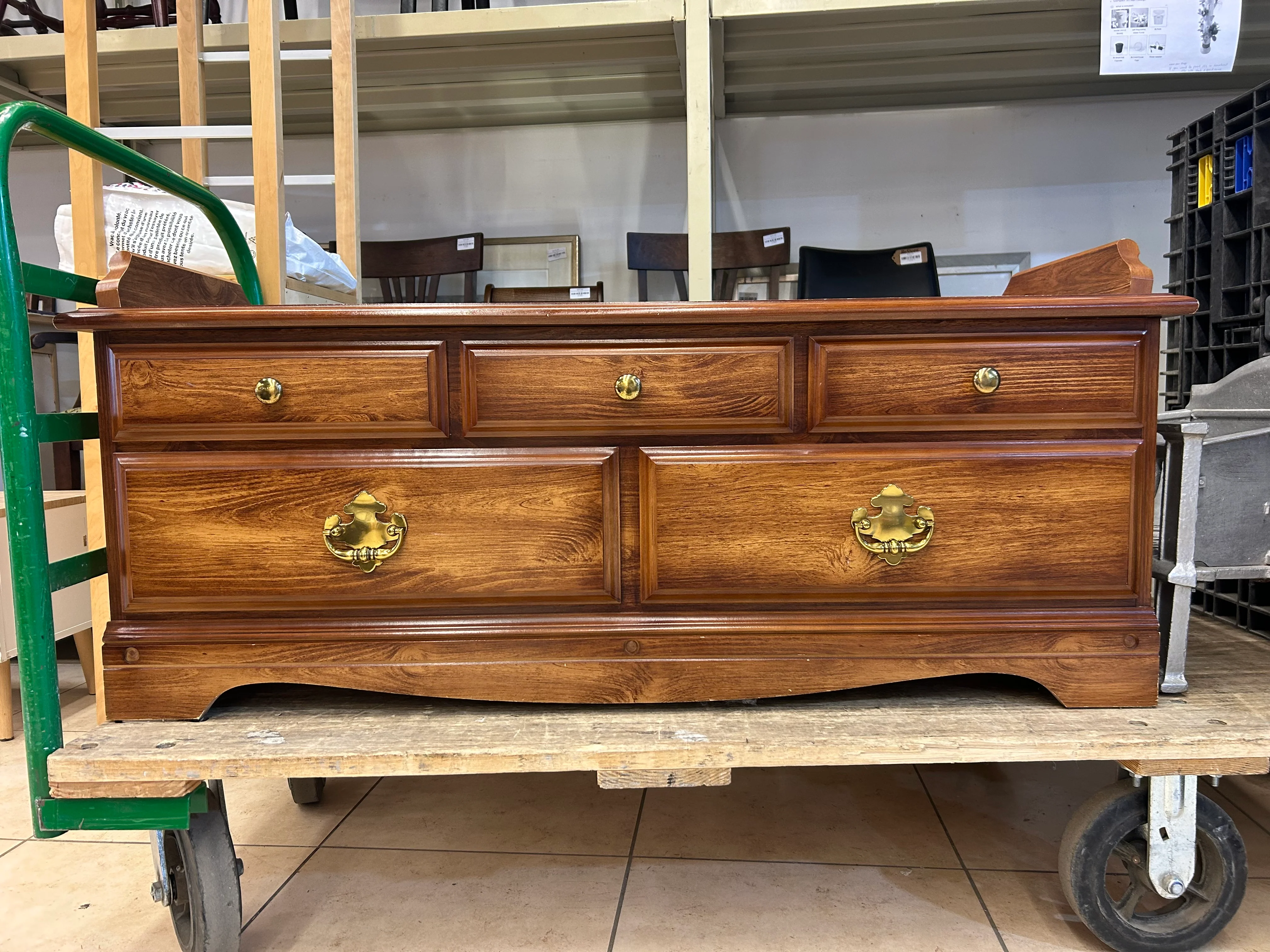 Coffre Cedar Chest - Image 6