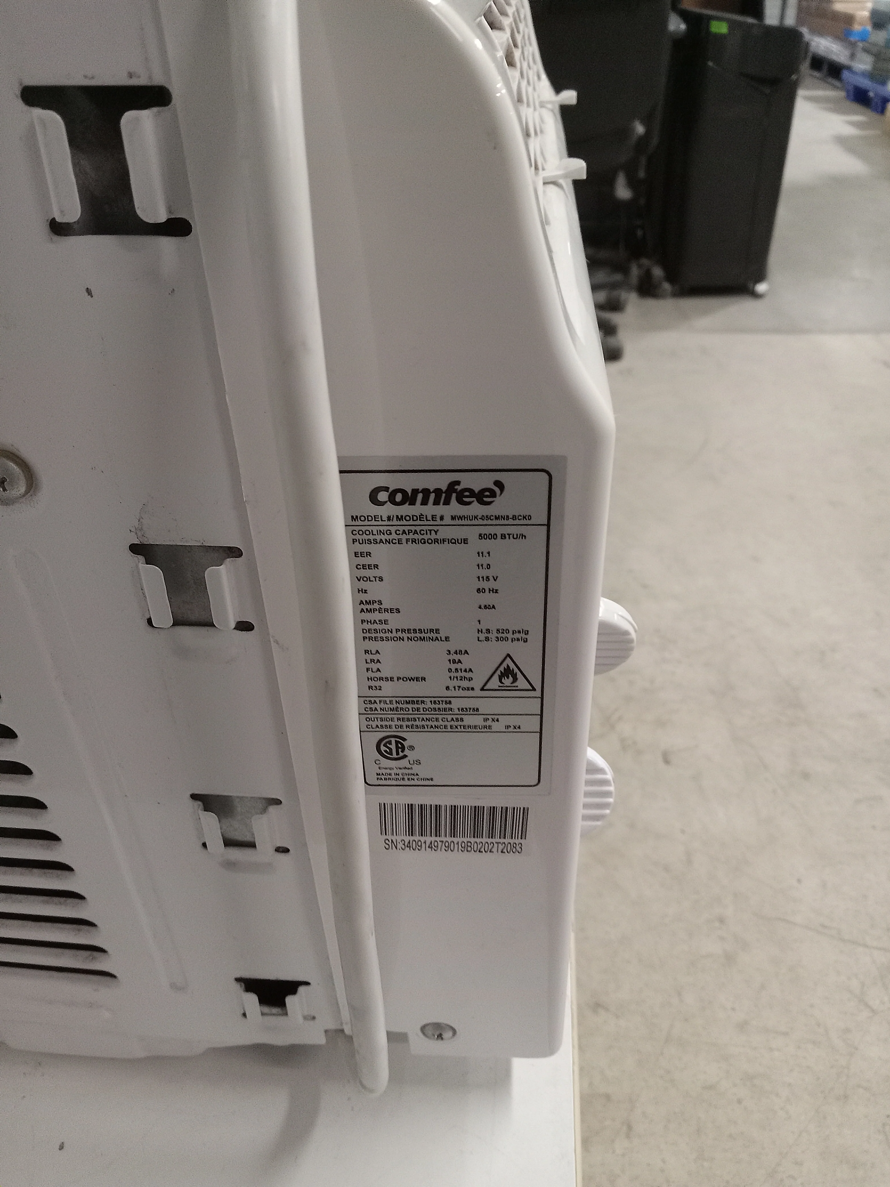 23"W Comfee Room Air Conditioner - Image 3