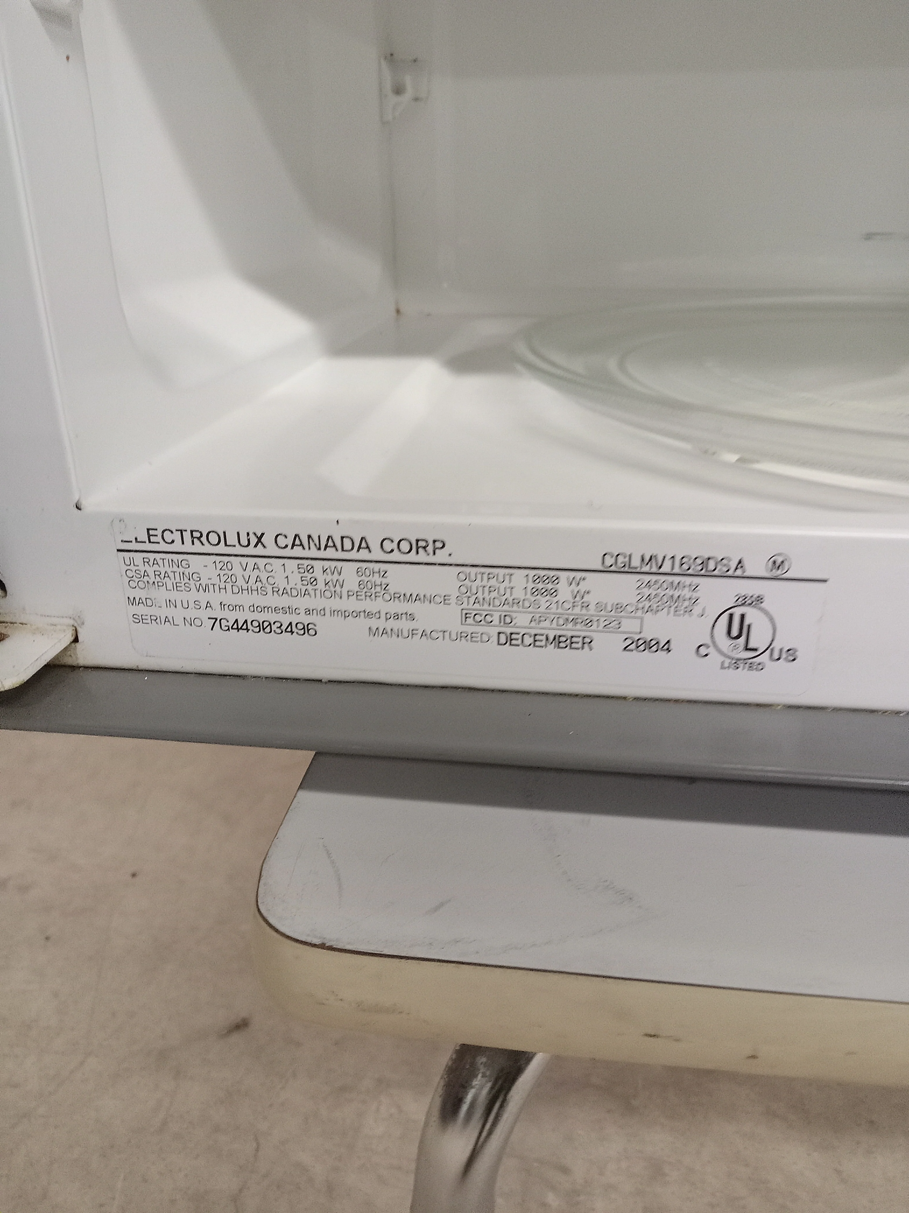 30"W Electrolux Over the Range Microwave Oven - Image 3