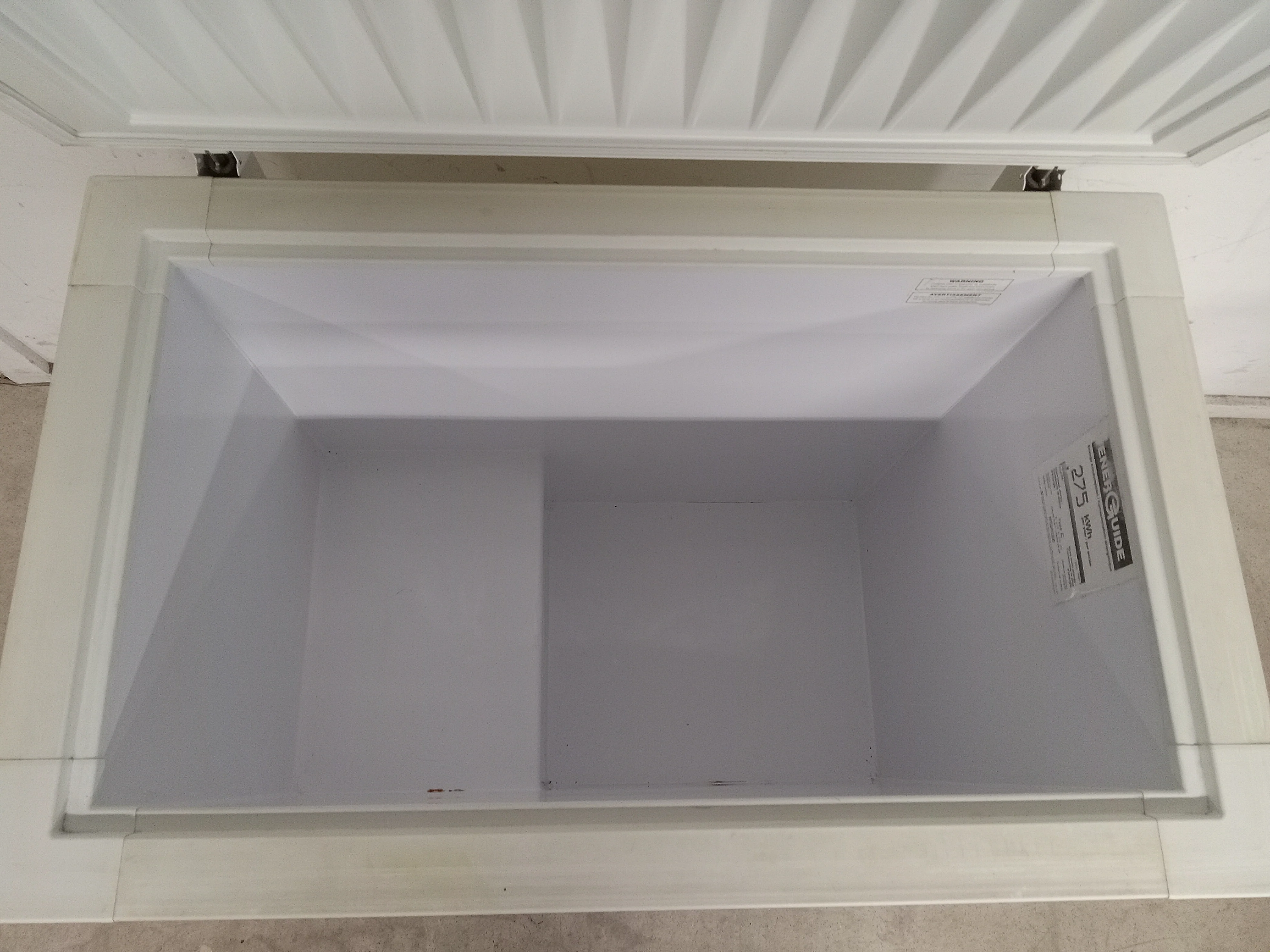 35"W White Frigidaire Freezer - Image 3