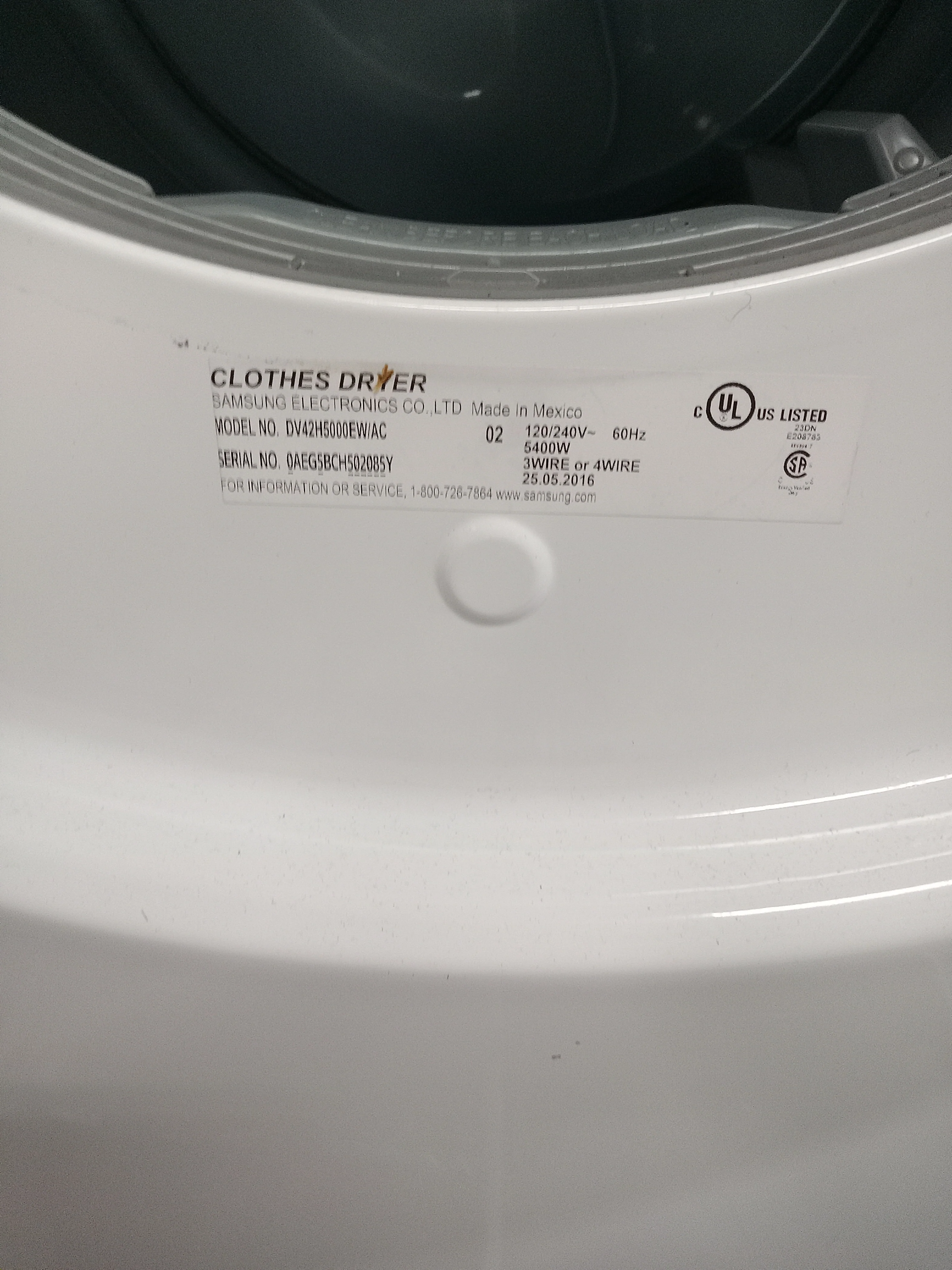 27"W Samsung Clothes Dryer - Image 4