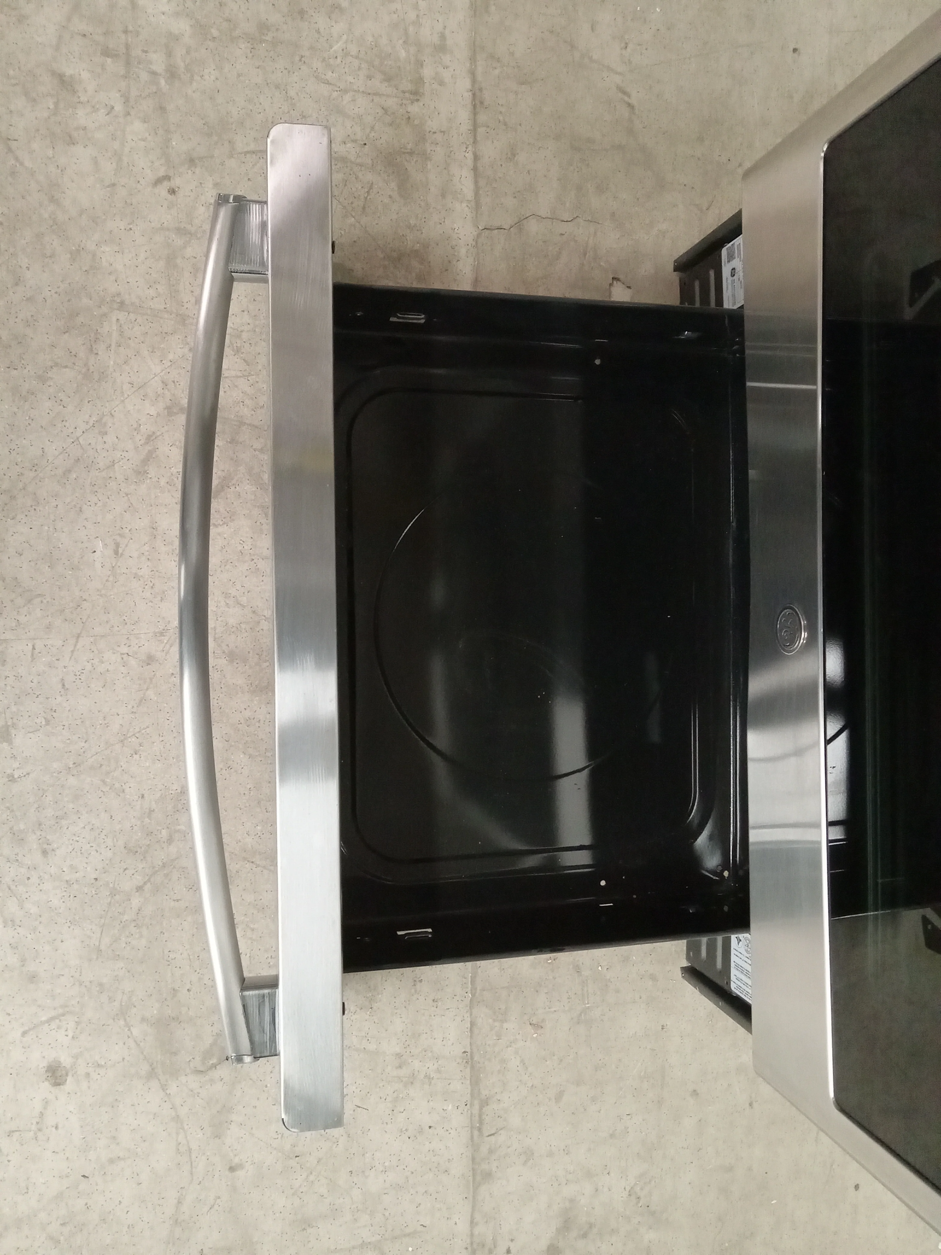 29.5"W General Electric Gas Stove - Image 4