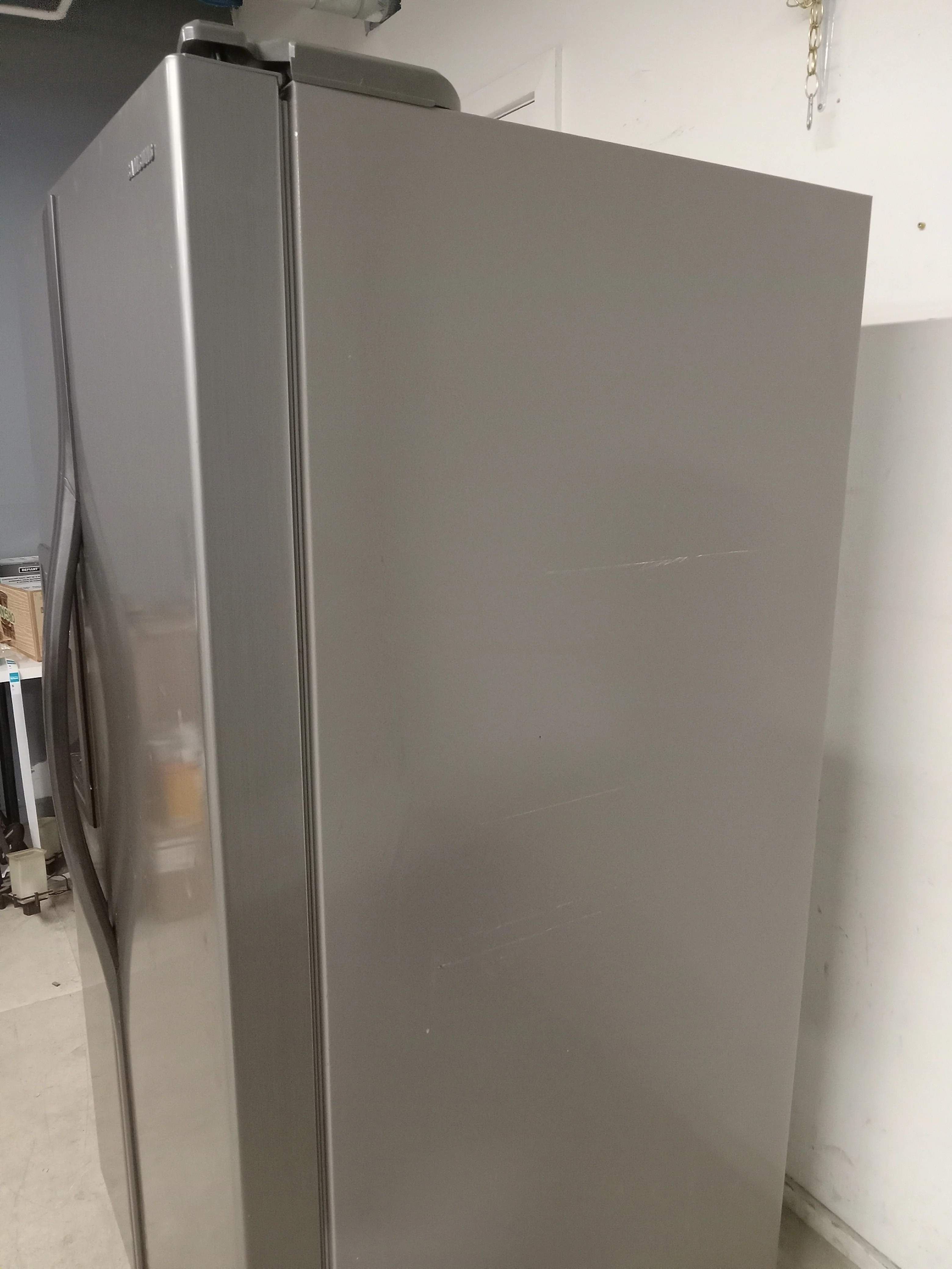 36"W Samsung Side by Side Refrigerator - Image 10