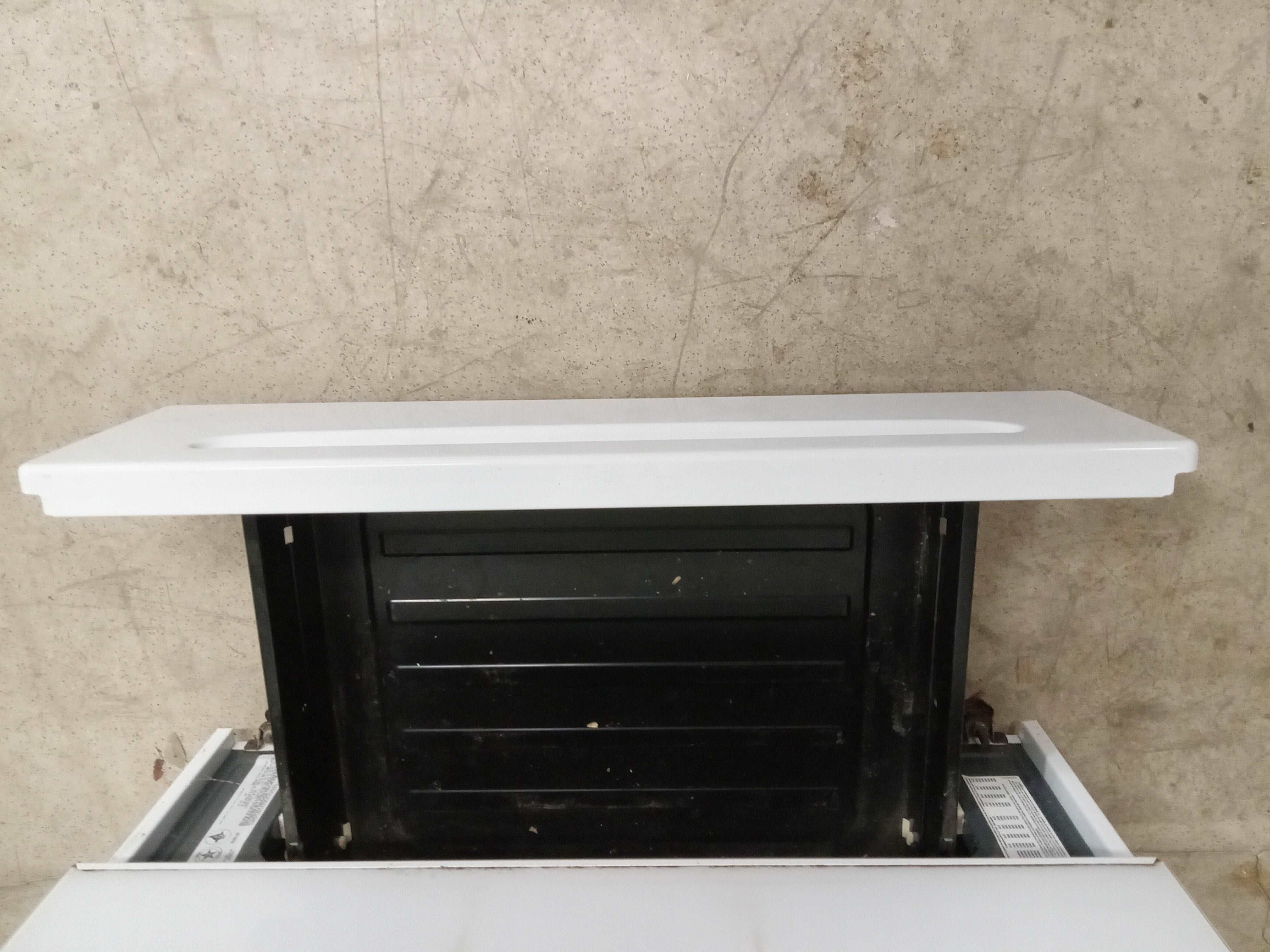 30"W White Kenmore Gas Range - Image 6