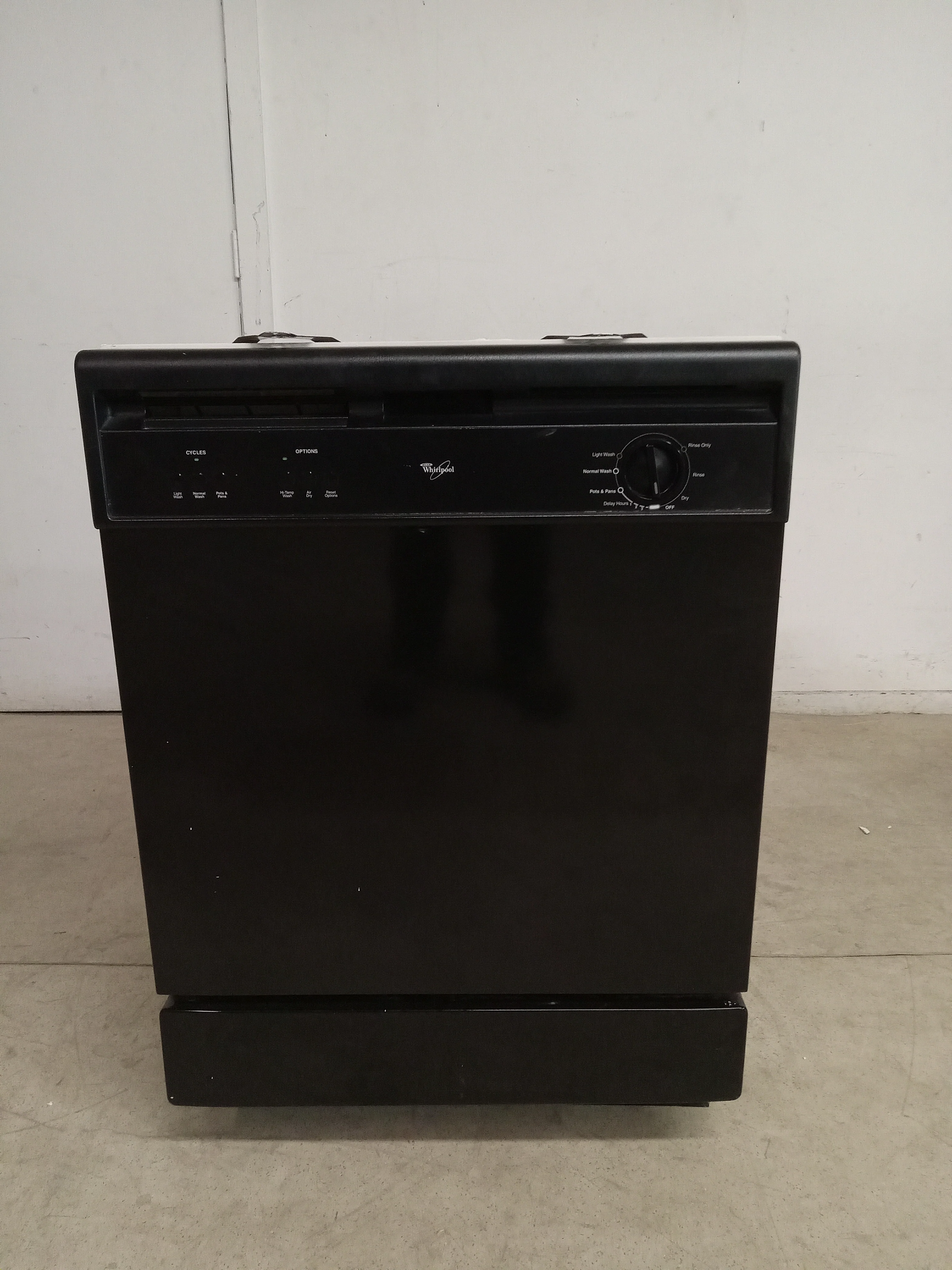 24"W Black Whirlpool Dishwasher