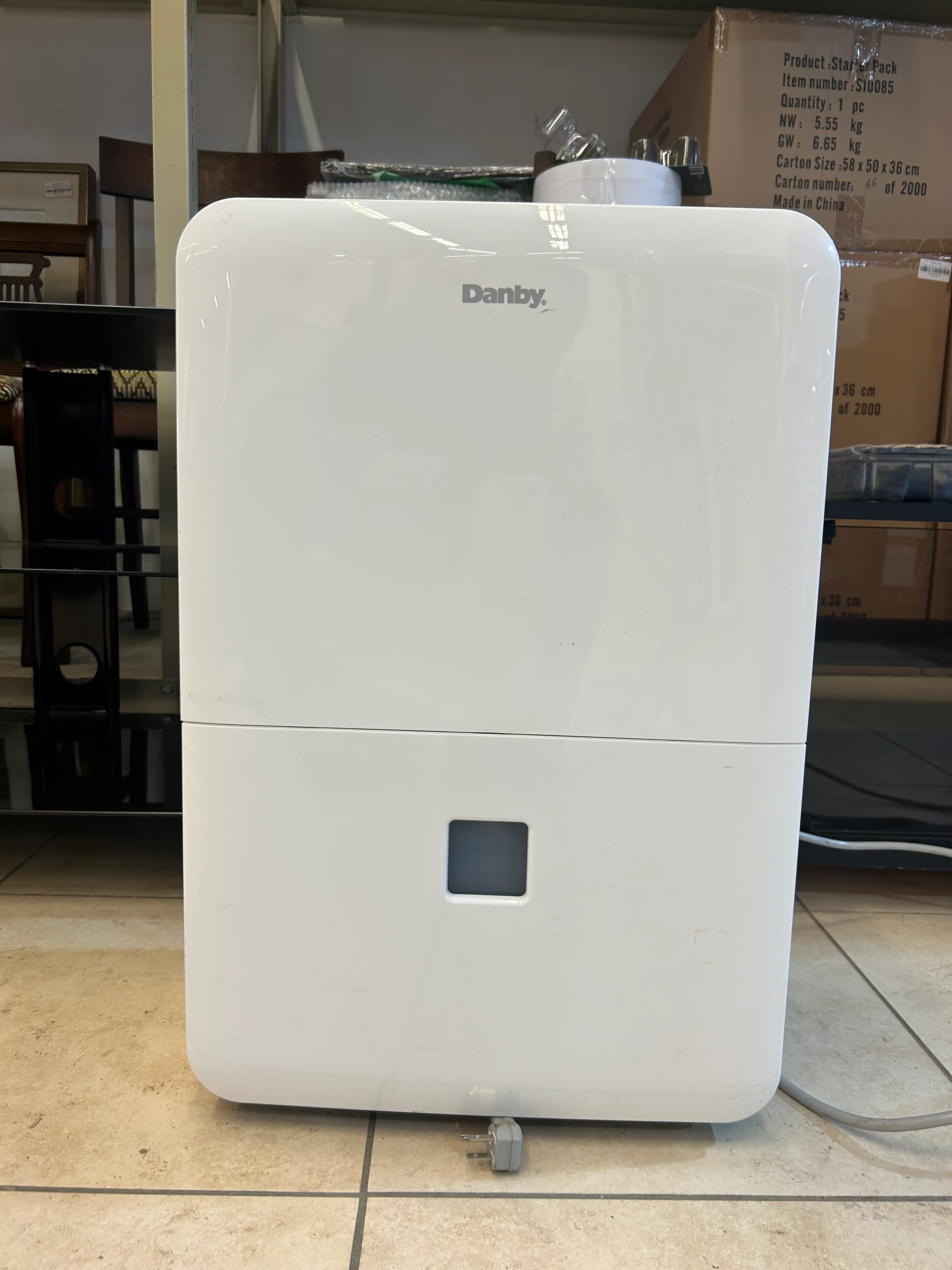 Danby 16 in. 70 Pint Dehumidifier - Image 6