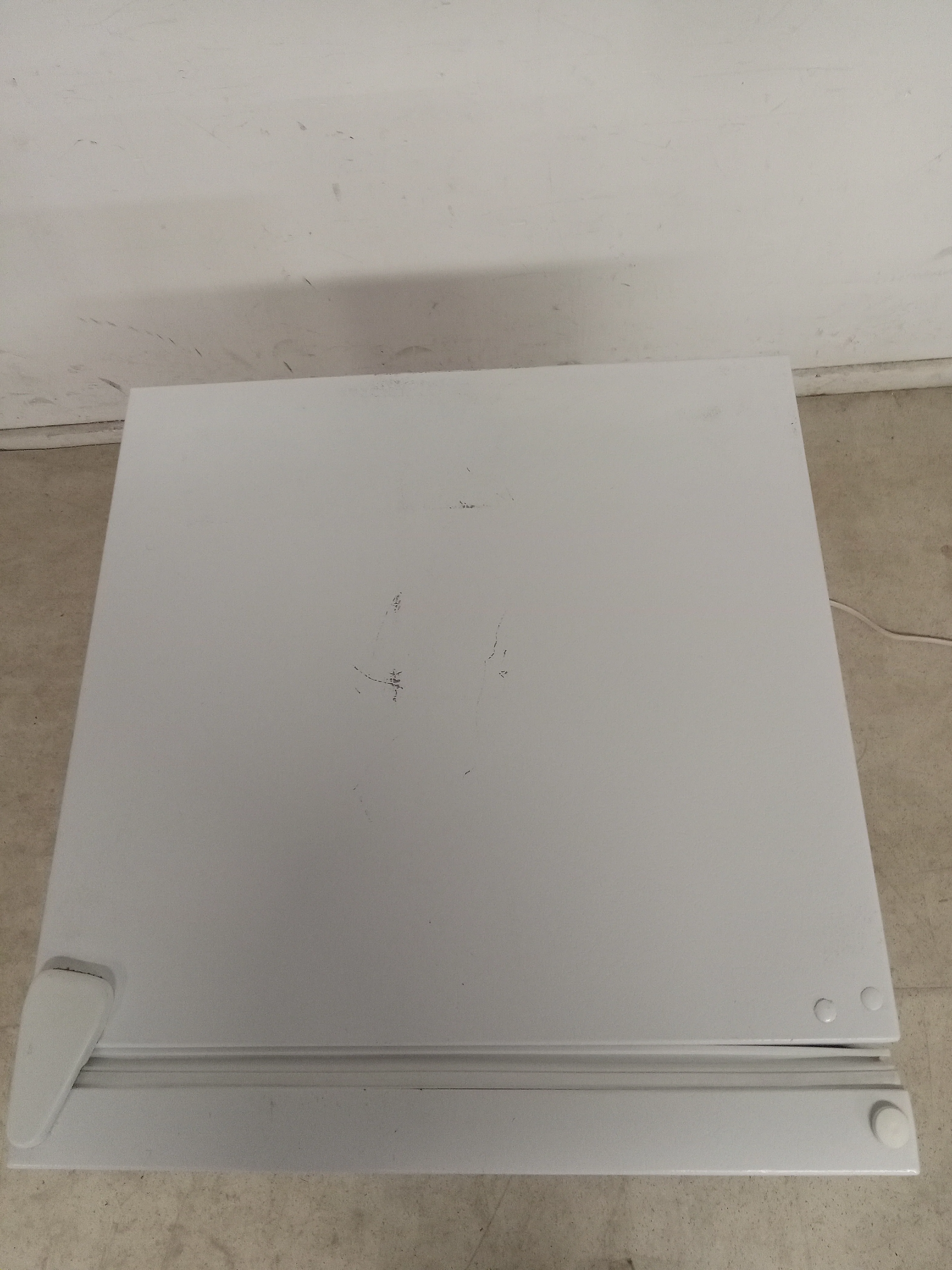 Danby 33" Small Upright Freezer - Image 13