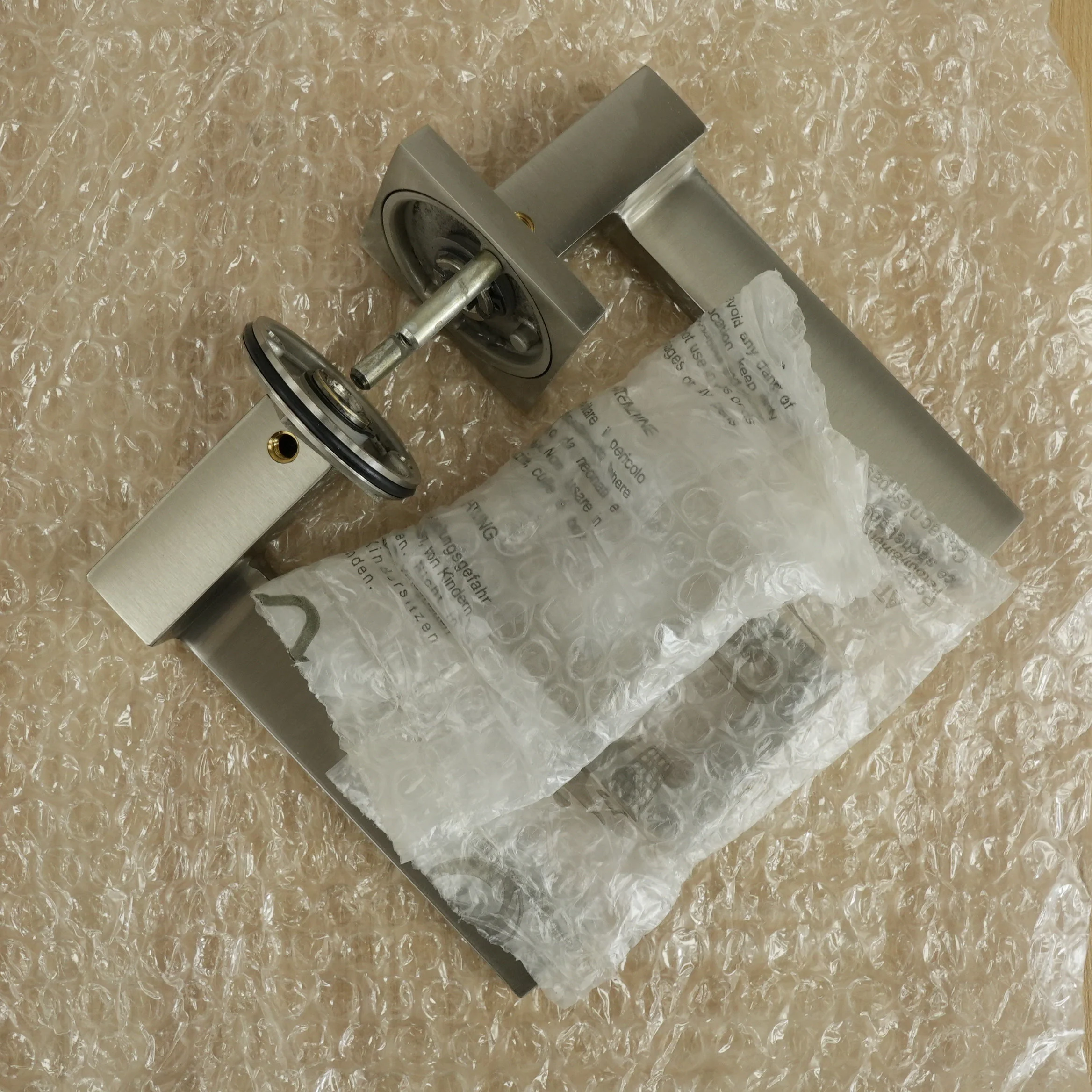 Door Passage Lever Set – Satin Chrome, 8000LOU ESRM - Image 2