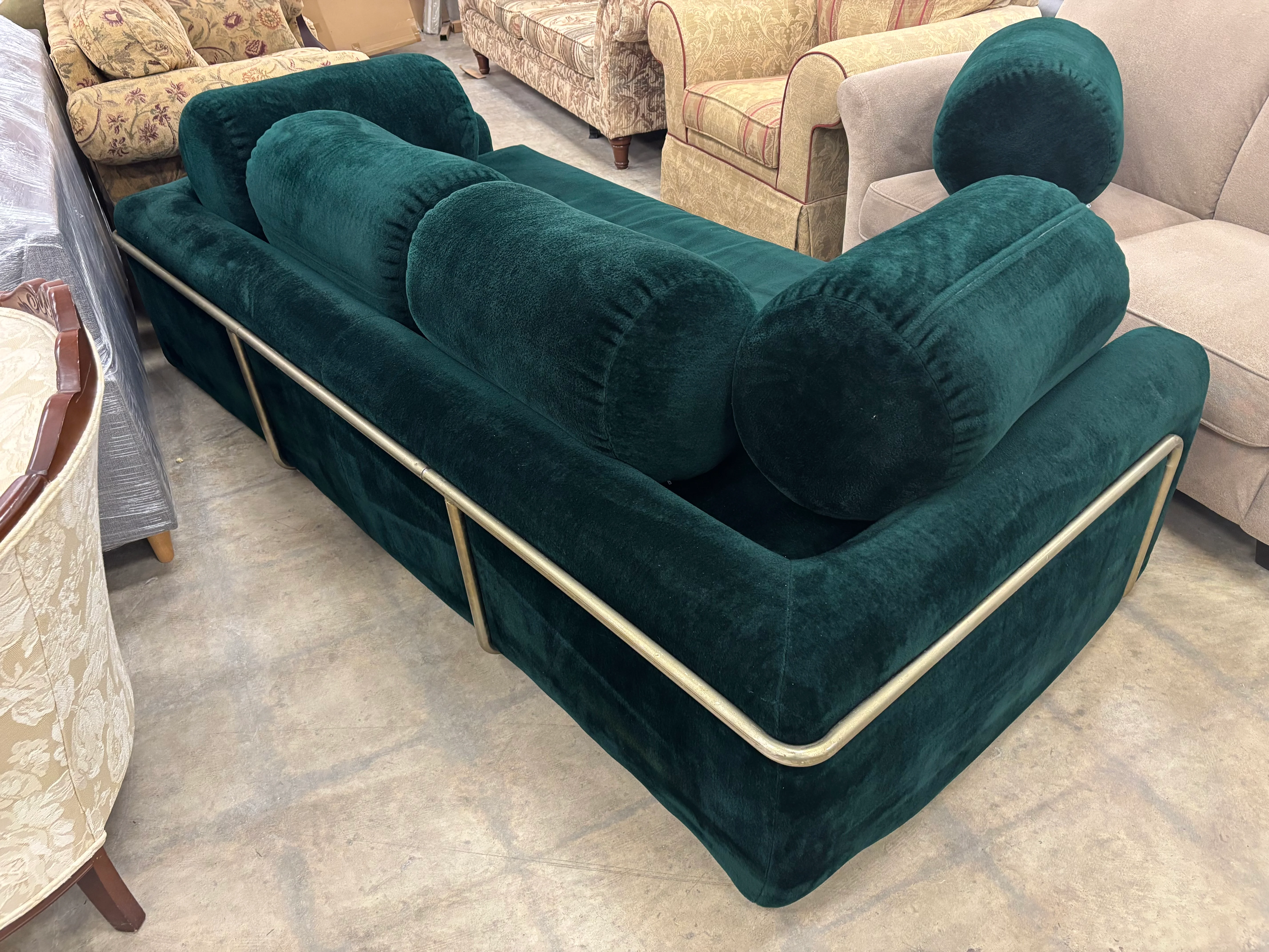Emerald Green Velvet Boneless Sofa with Metal Frame - Image 3