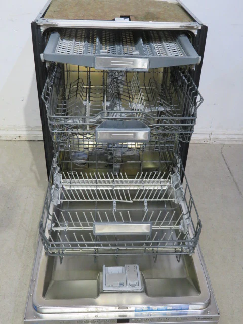 EnergyStar Dishwasher - Stainless Steel - Image 6
