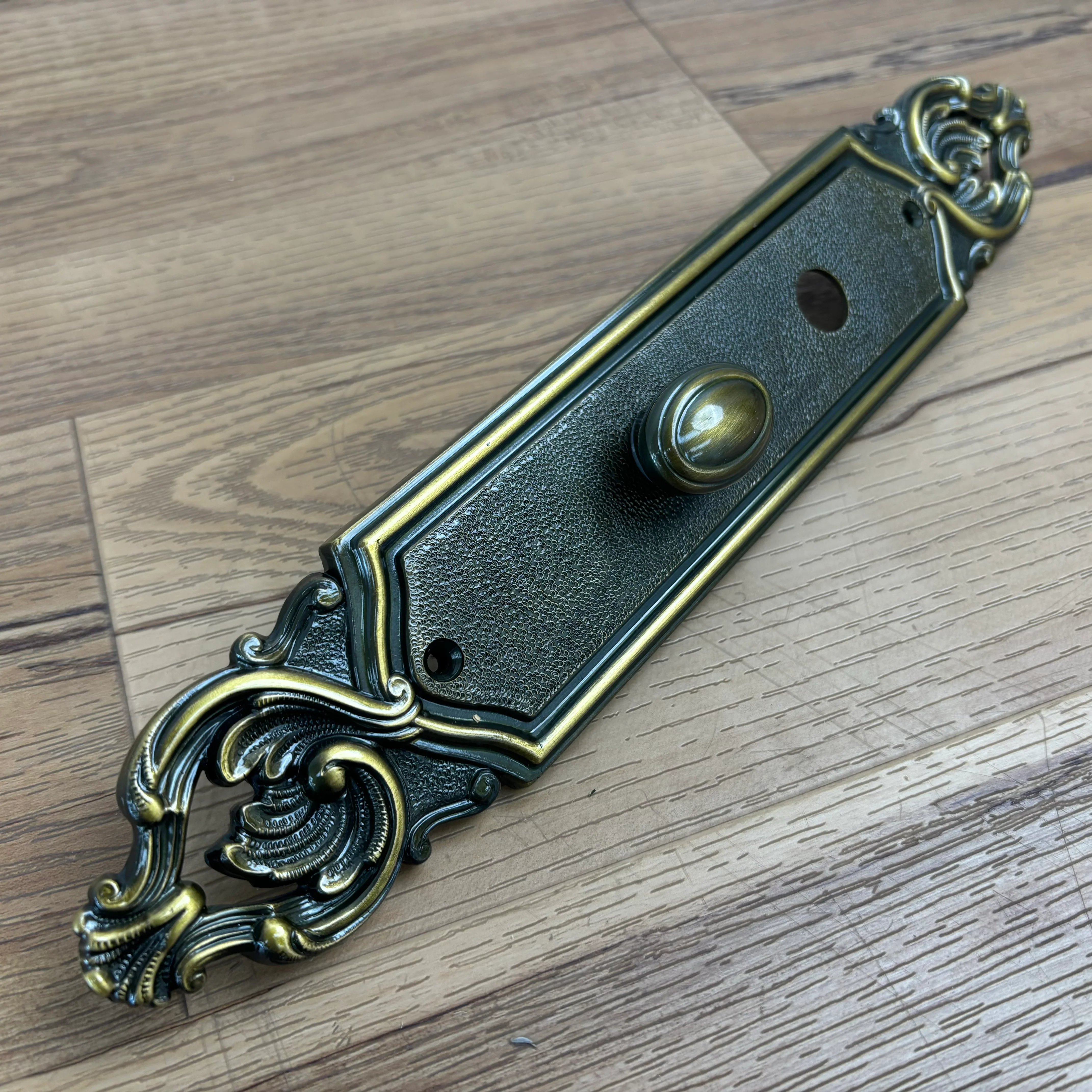Flat Ornate Door Plate with Knob, 8525U59 - Image 2