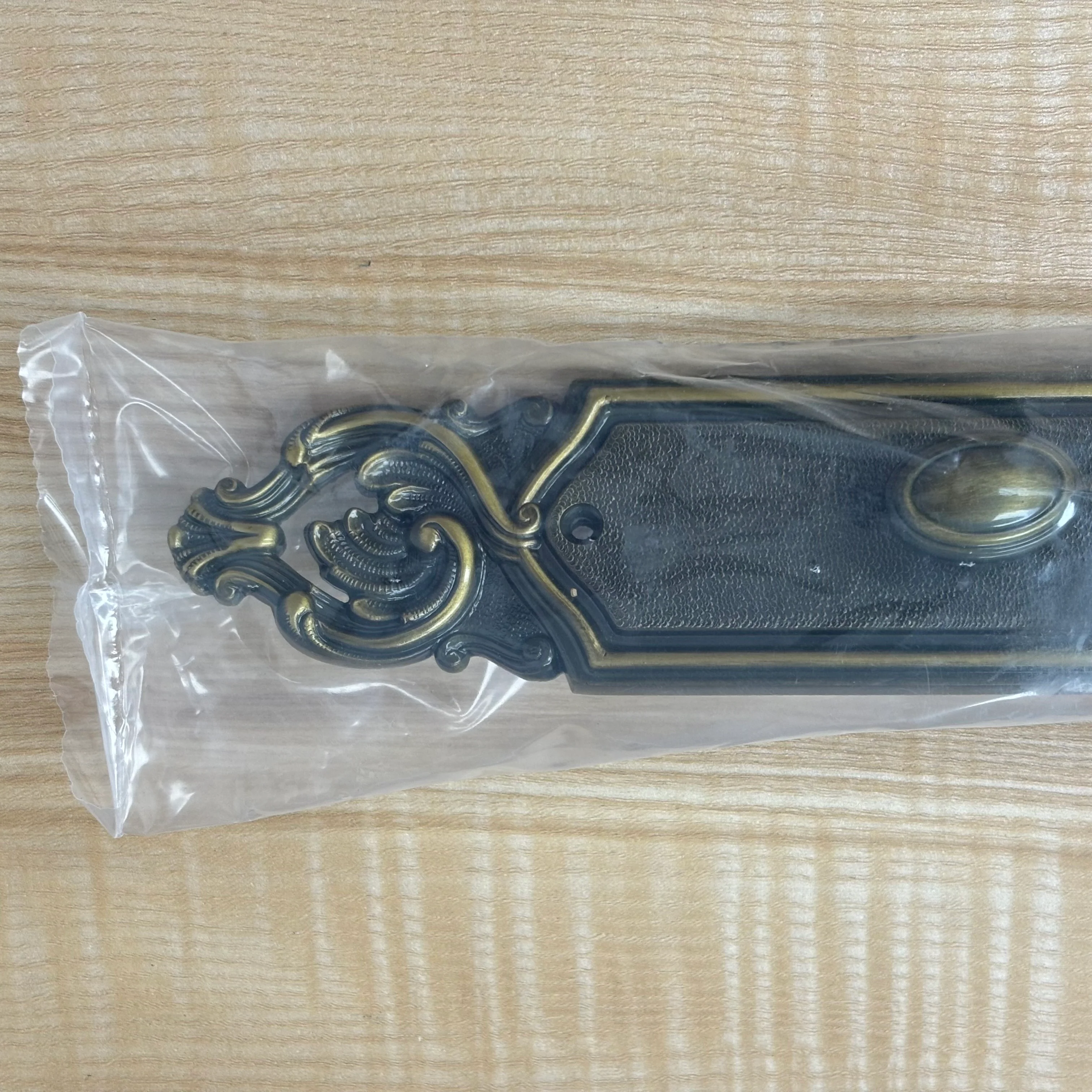 Flat Ornate Door Plate with Knob, 8525U59 - Image 9