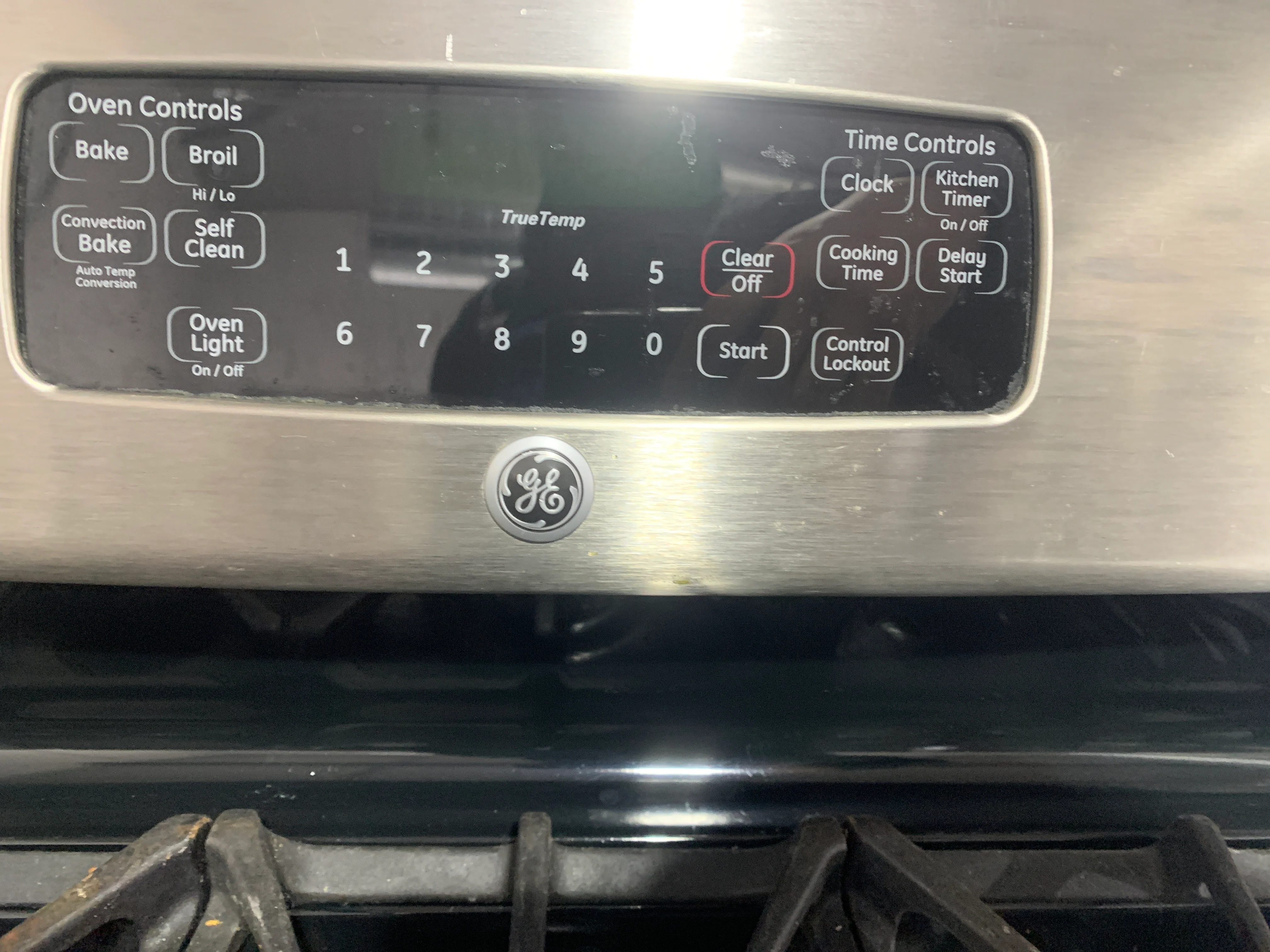 Freestanding GE Stainless Gas Range W/5-Burner Cooktop - Image 2