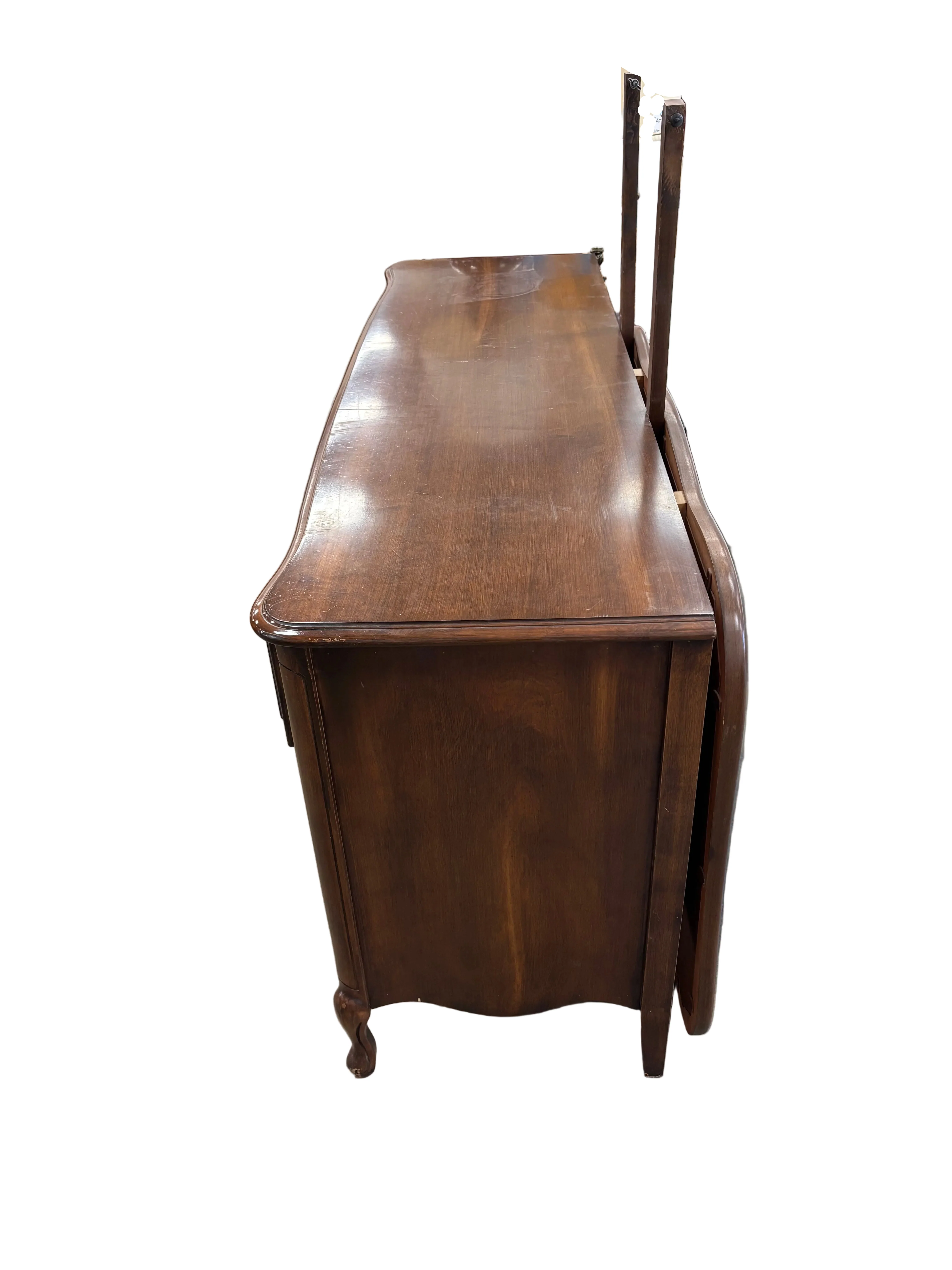 French Provincial-Style Tripe Dresser with Mirror - Image 2